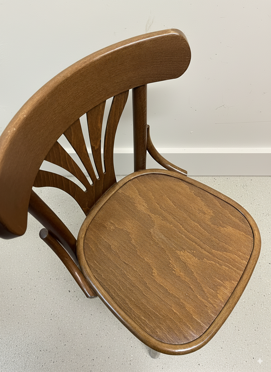 Chaise bistrot à palmette style Baumann chêne