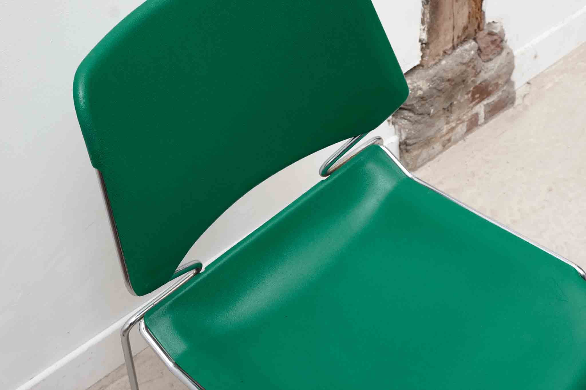 Chaise design Matrix par Thomas Tolleson