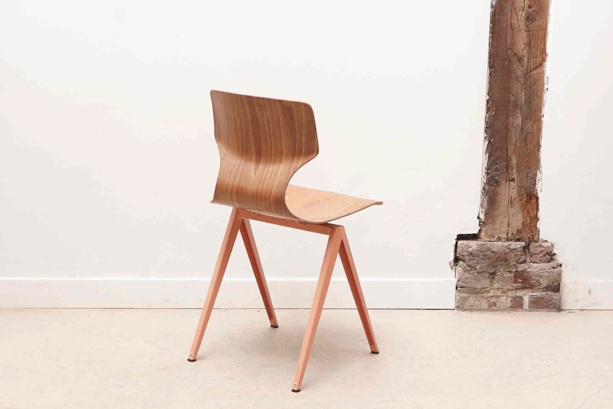 Galvanitas s19 reissue chair Off-white