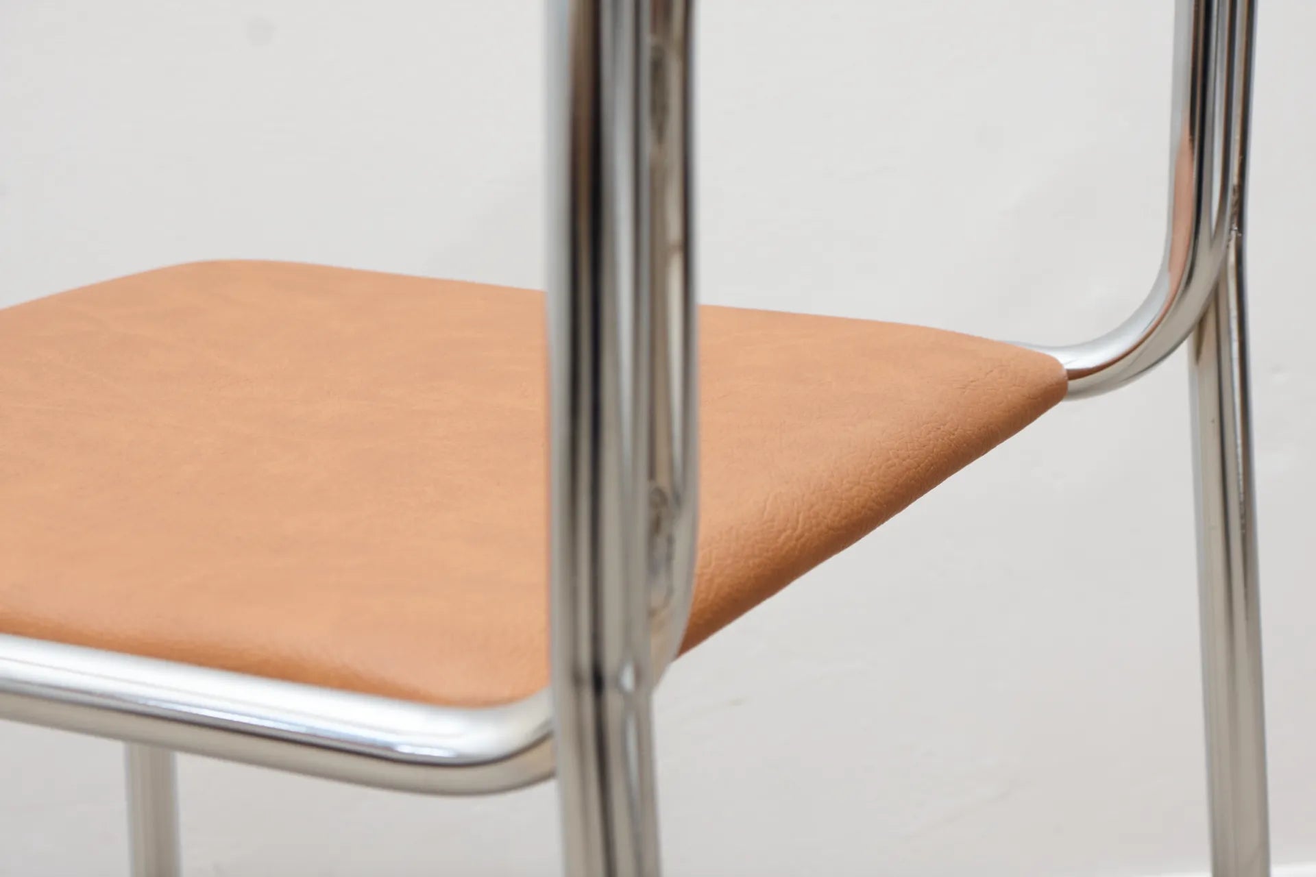 Chaise Lili