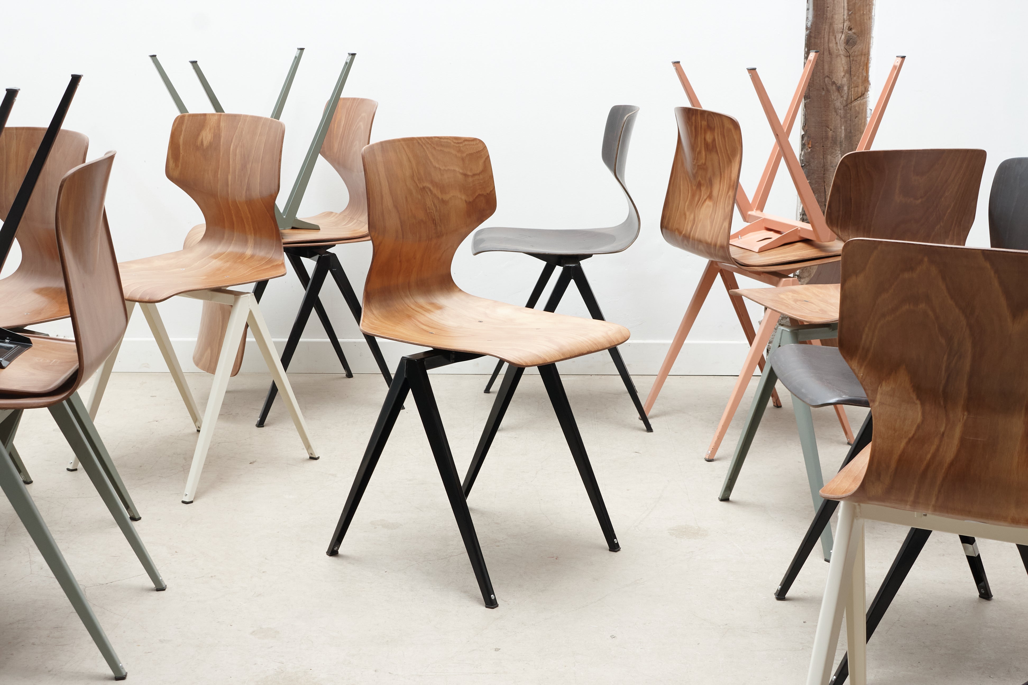 Galvanitas s19 reissue chair Off-white