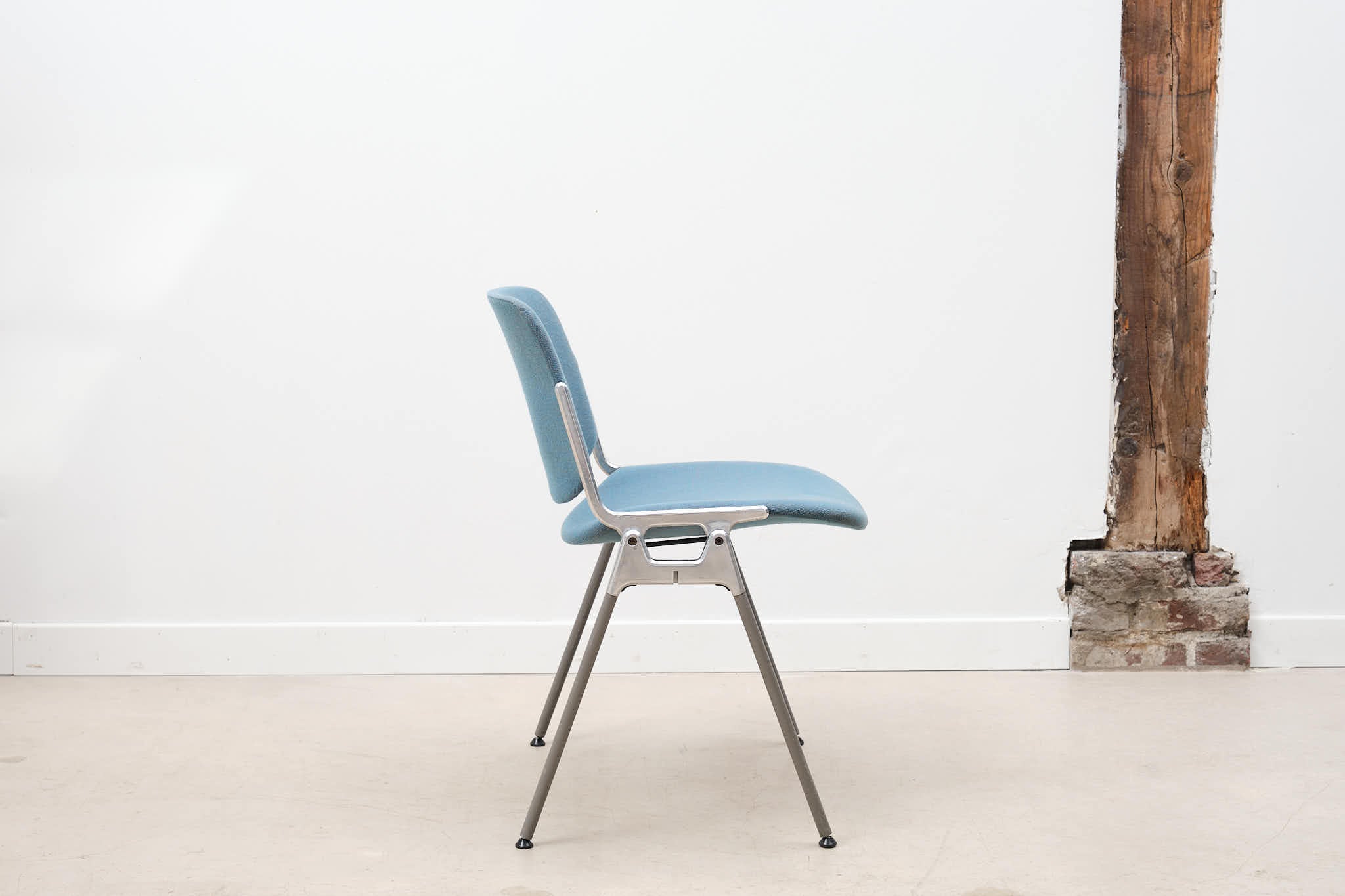 Chaise DSC 106 de G.Piretti pour Castelli colorée