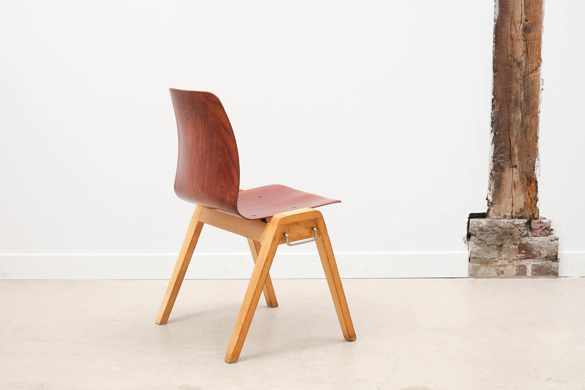 Stackable chair in gray oak pagholz