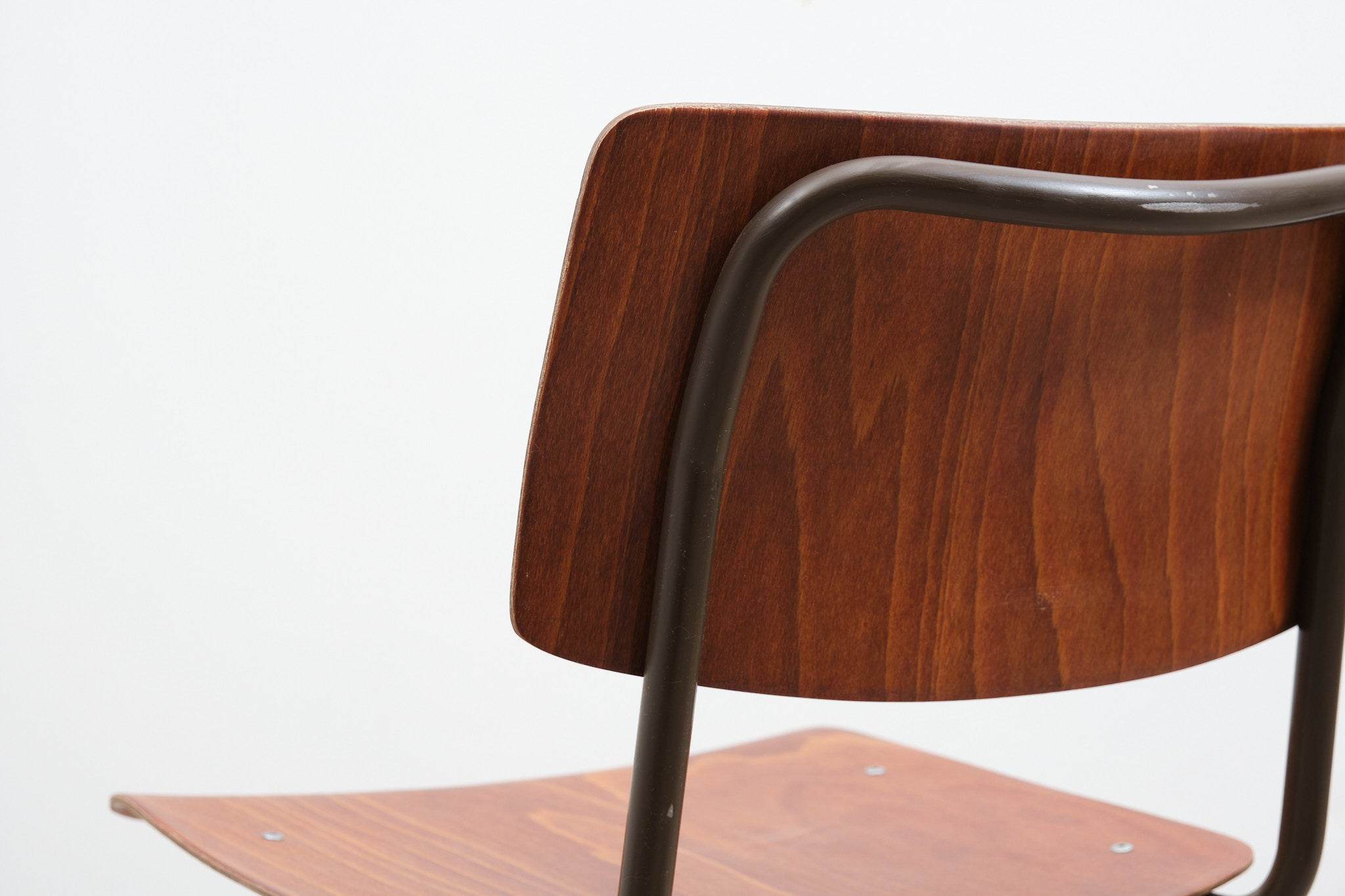 Ahrend chair black oak