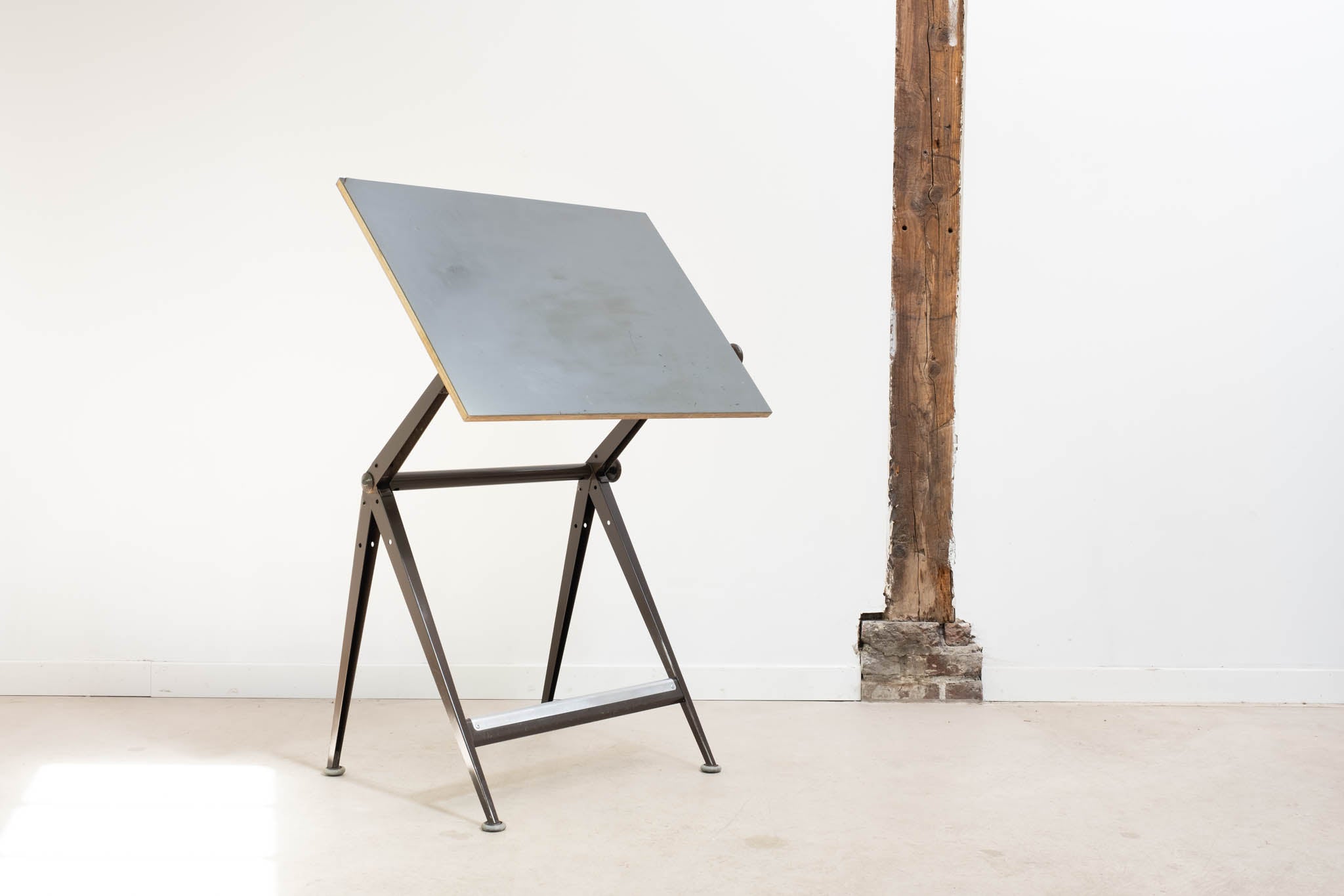 Drafting table Reply by Friso Kramer and Wim Rietveld