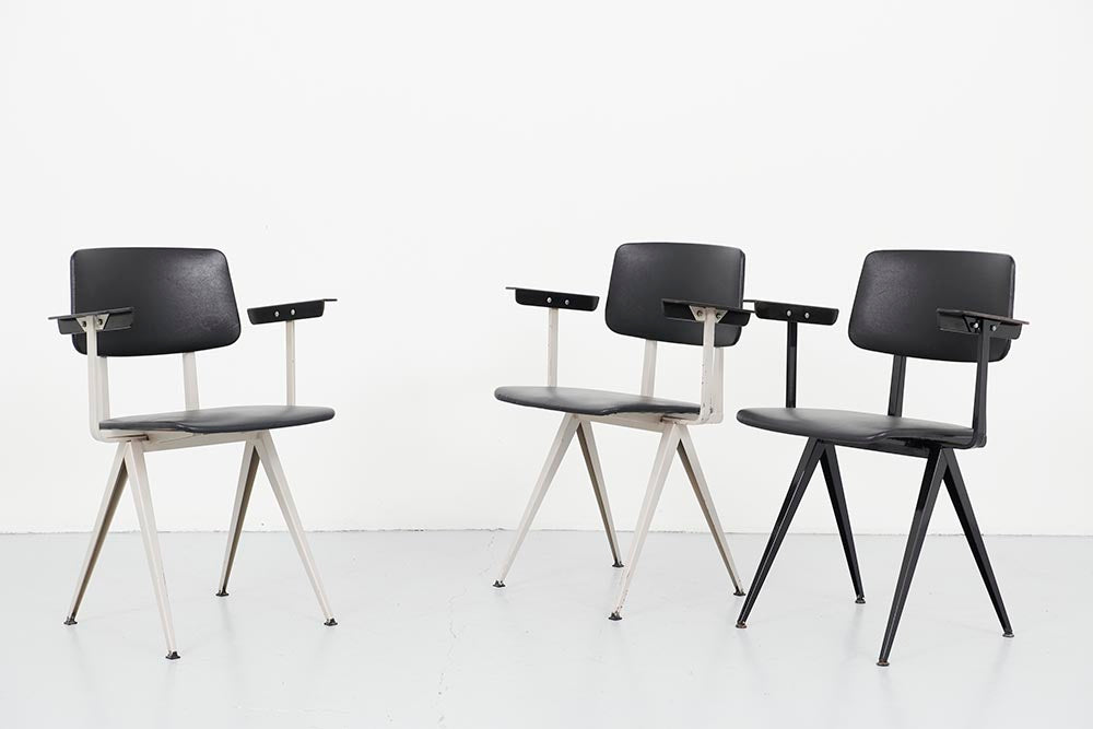 Galvanitas S16 chair in imitation leather, Ebene / Gray armrests