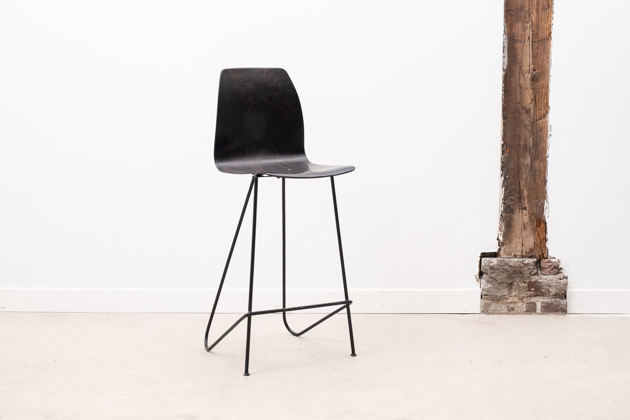 Metal and black wood high chair