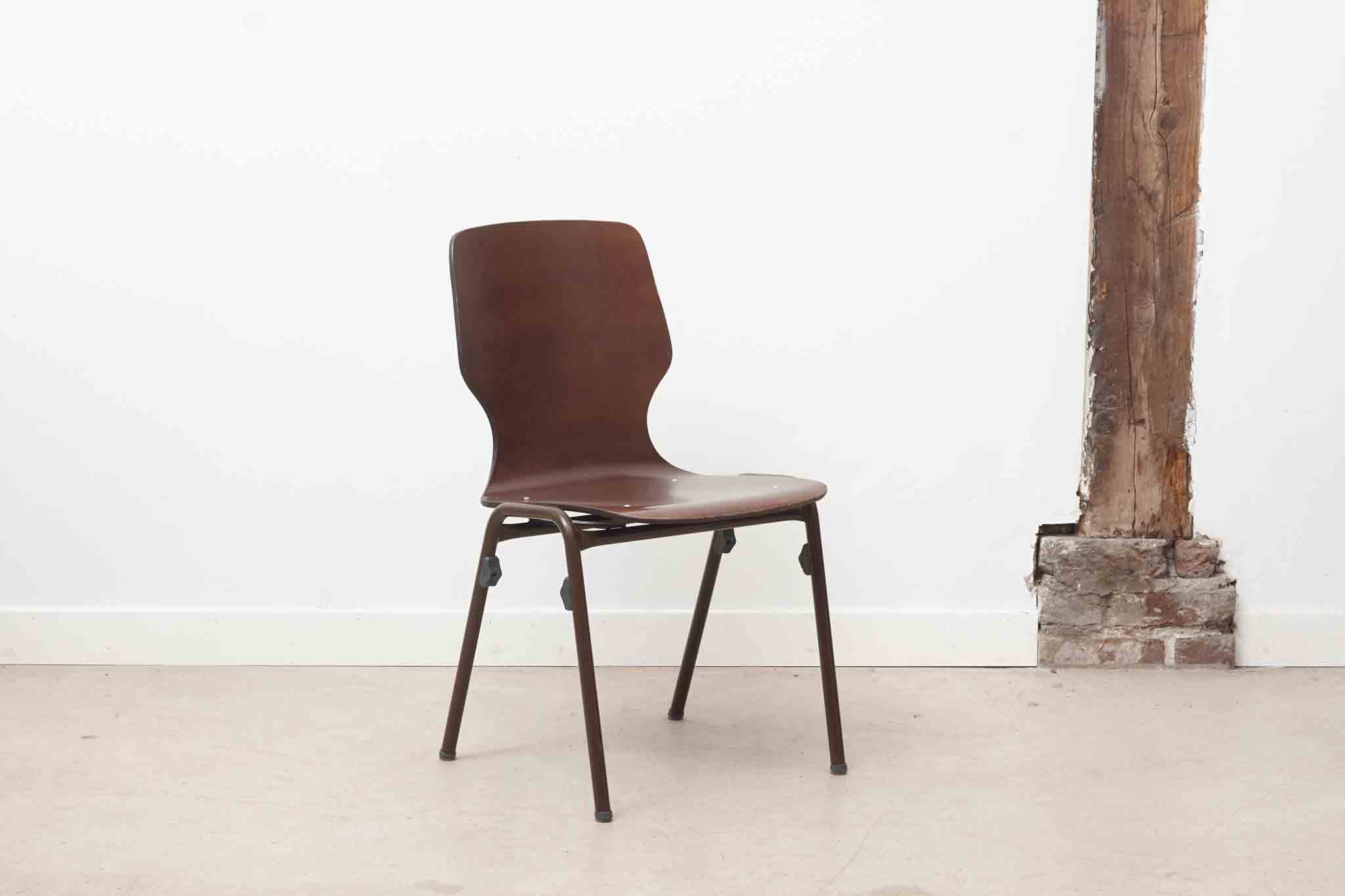 Chaise bistrot échancrée chêne et marron
