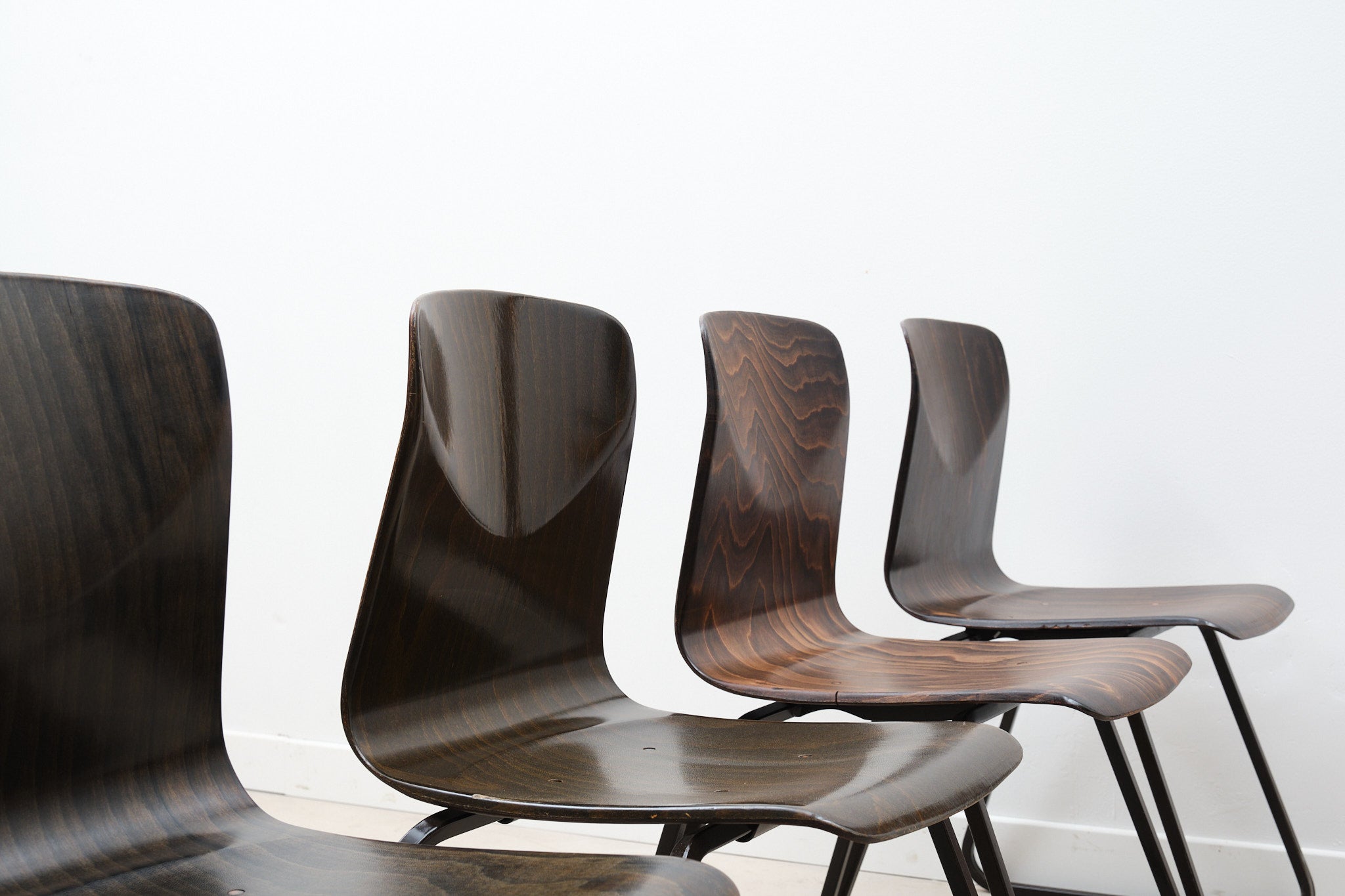 Galvanitas S23 Ebony / Black