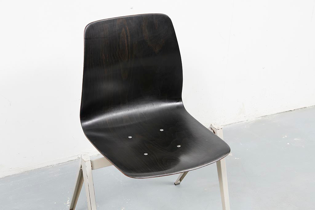 Galvanitas S22 Ebony / Organic Shell Gray