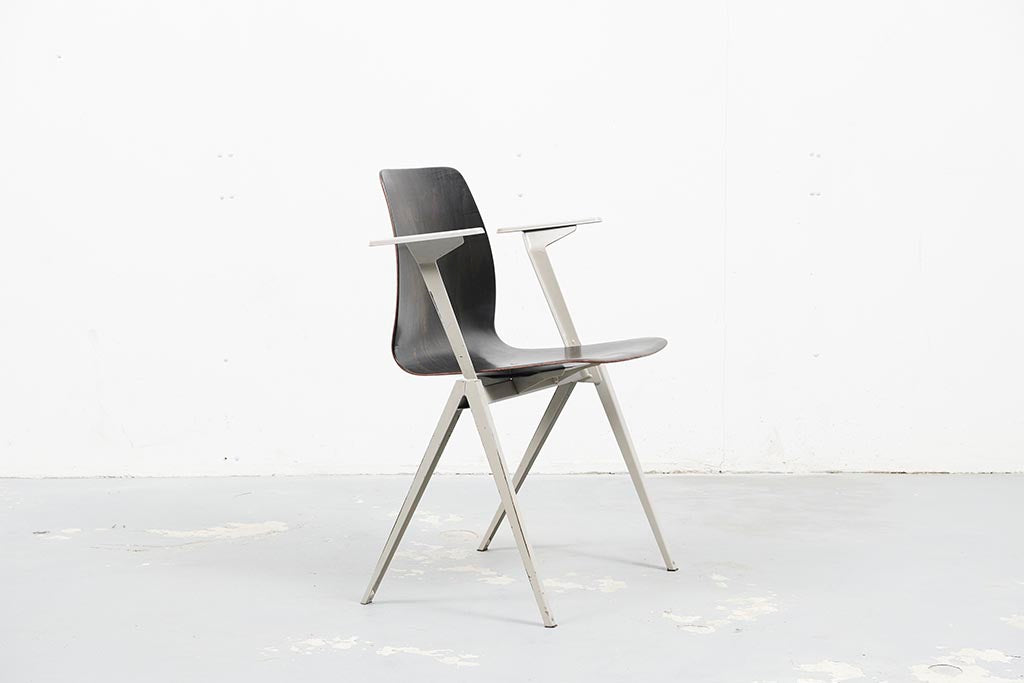 Galvanitas S22 armrests Ebony / Gray