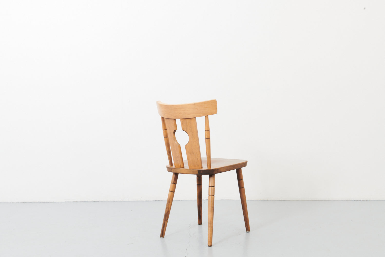 Scandinavian bistro chair