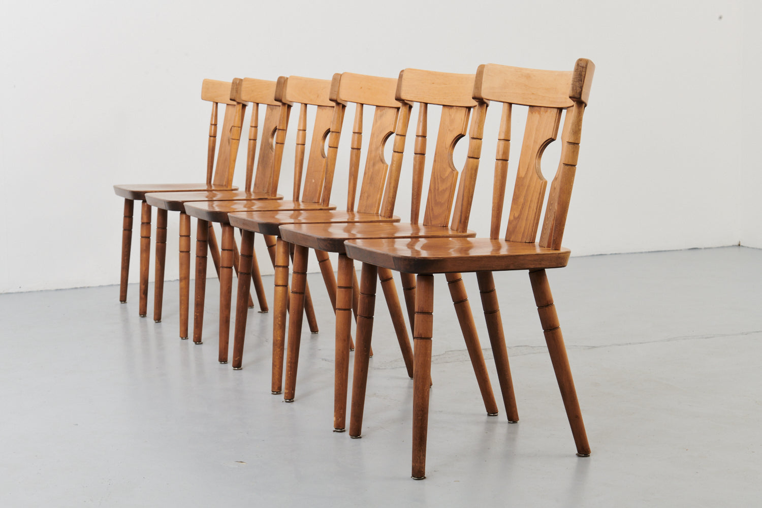 Scandinavian bistro chair