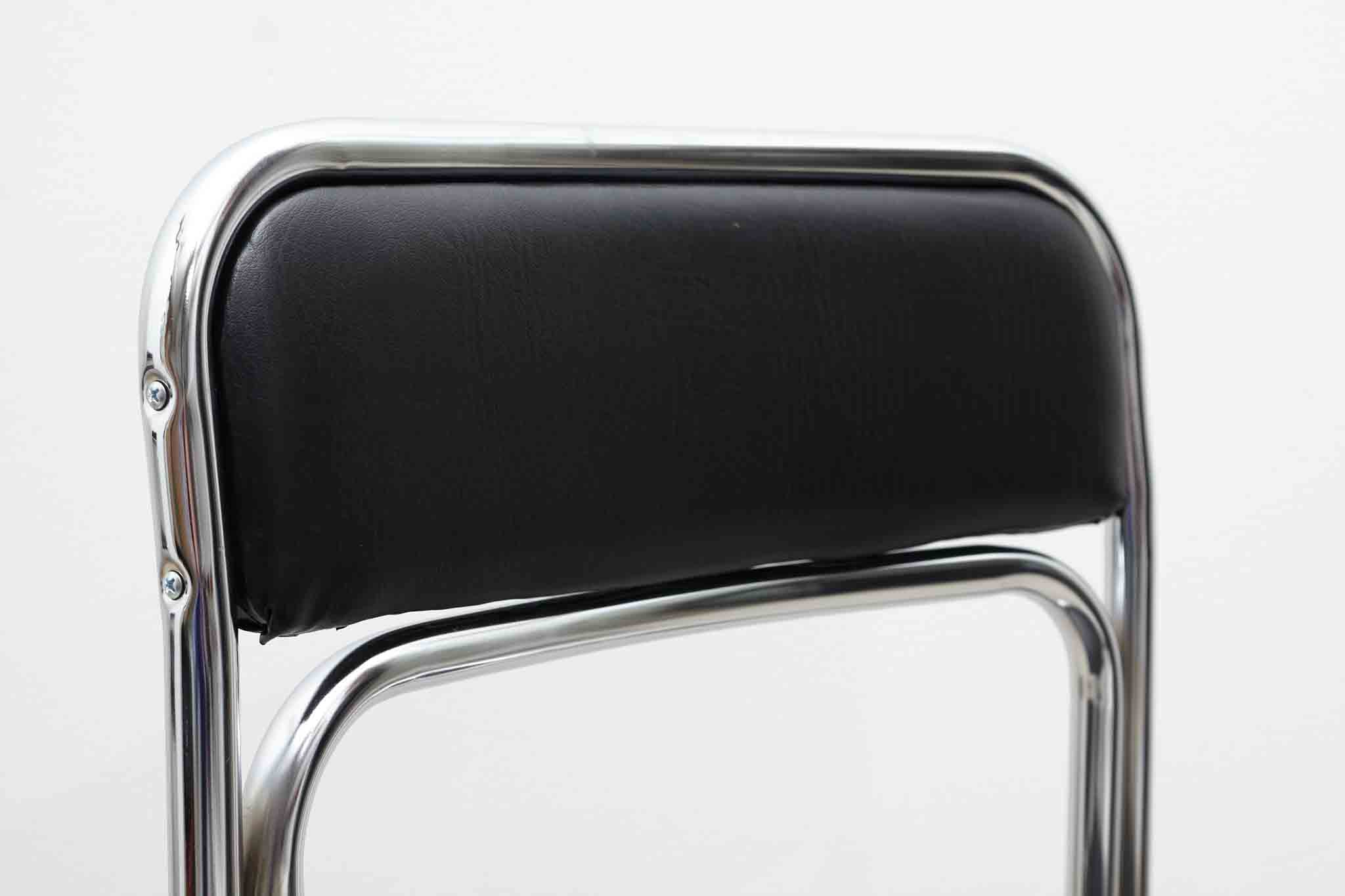 Chaise Lili