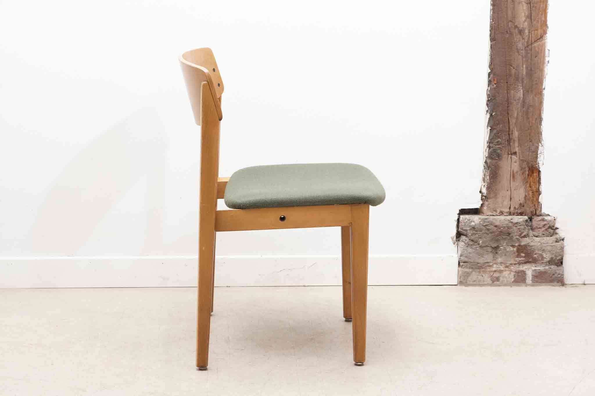Chaise bistrot style scandinave chêne et vert