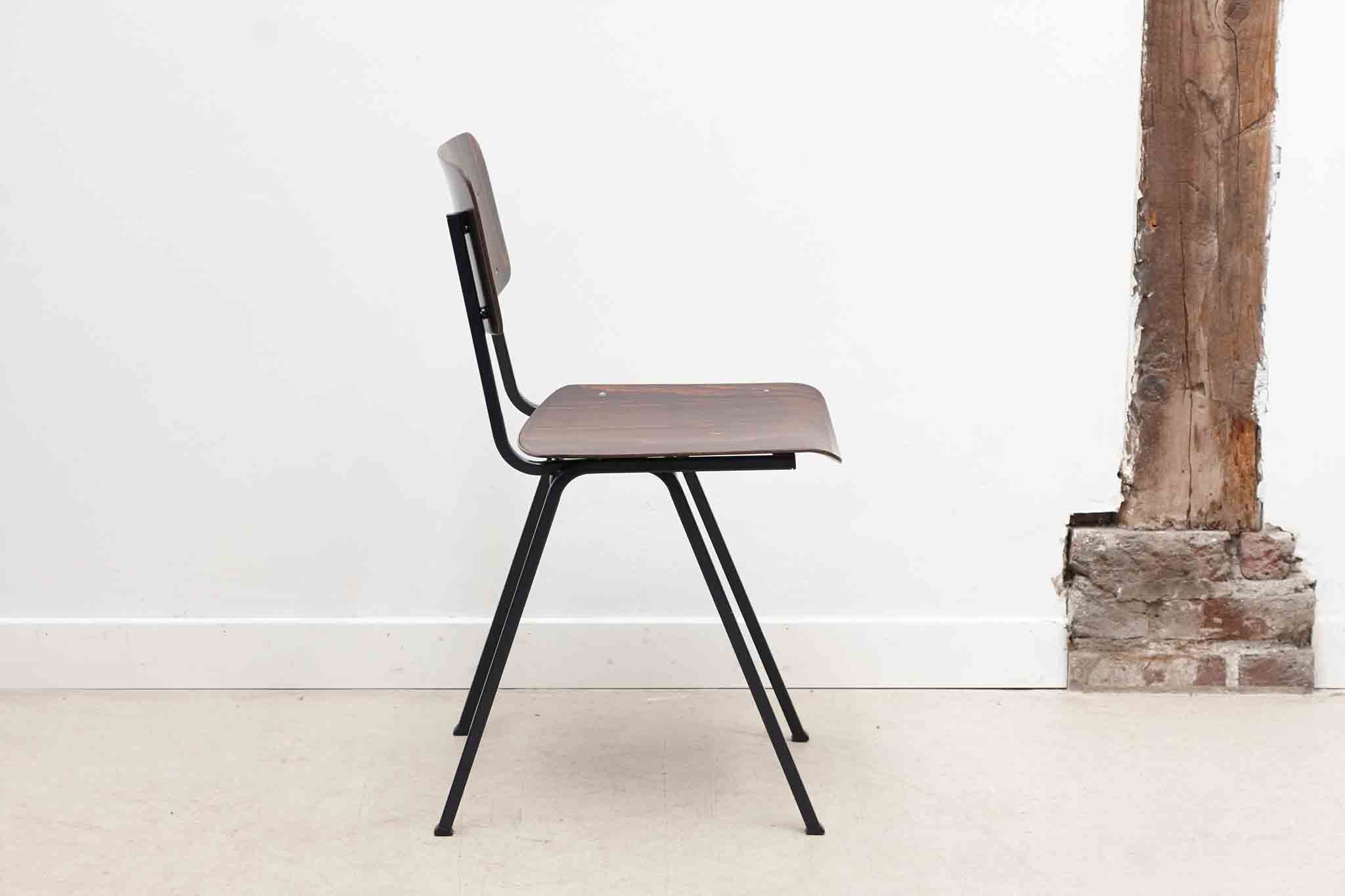 Eromes F6 ebony chair