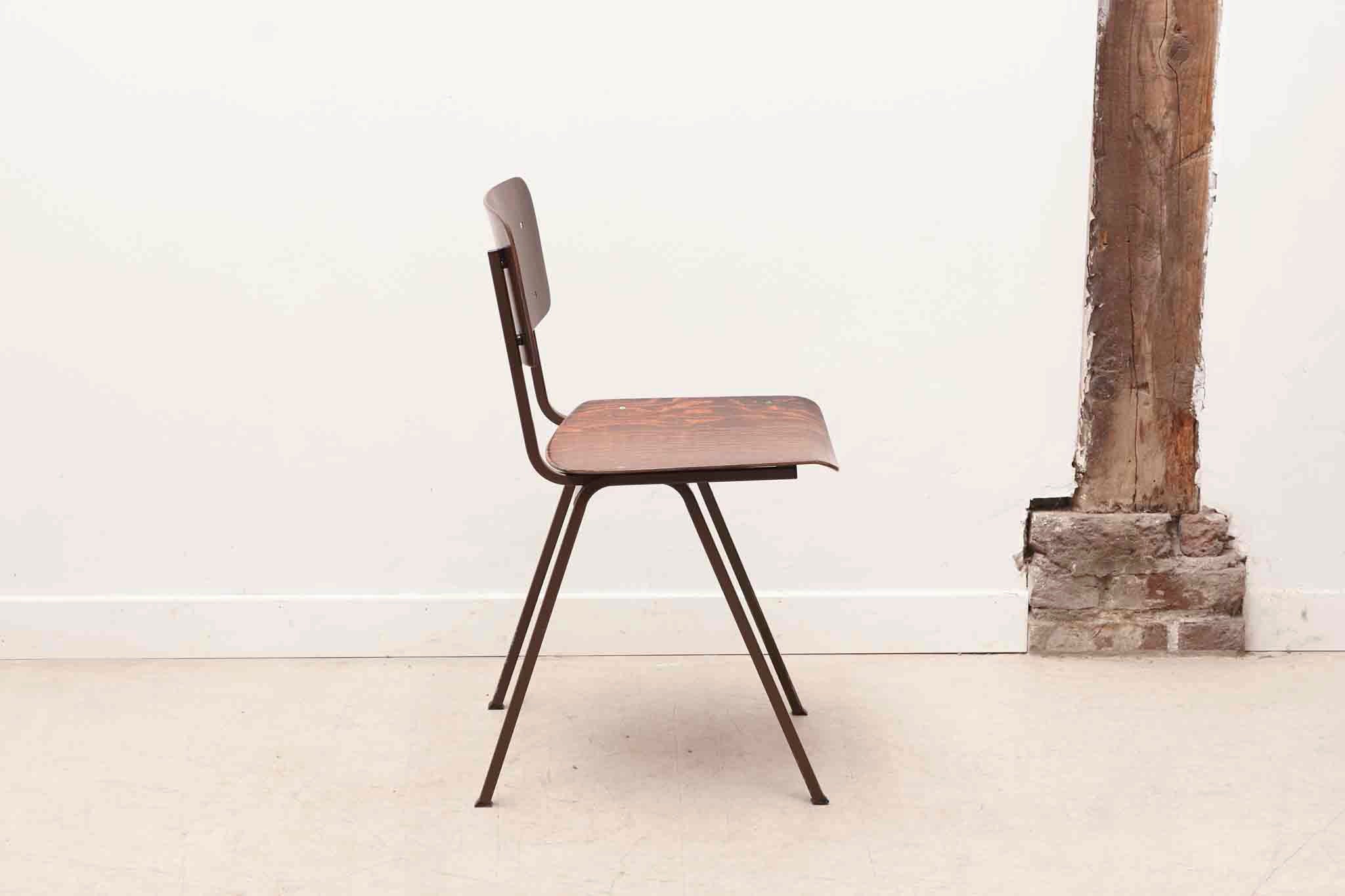Eromes F6 ebony chair