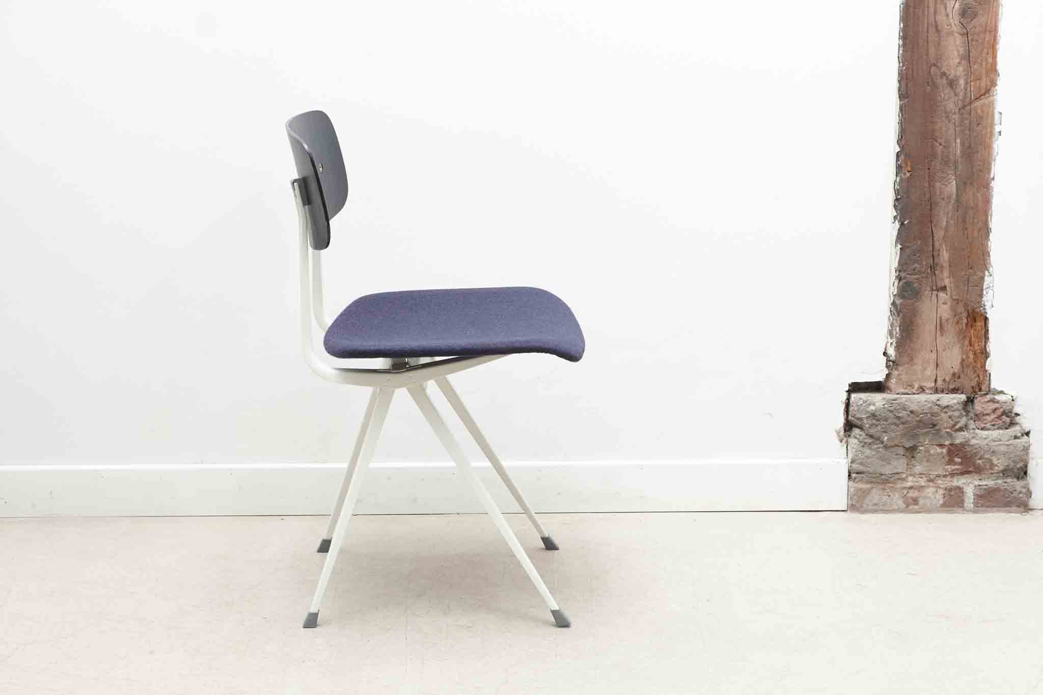 Chaise  Friso Kramer "Result" tapissée et blanc