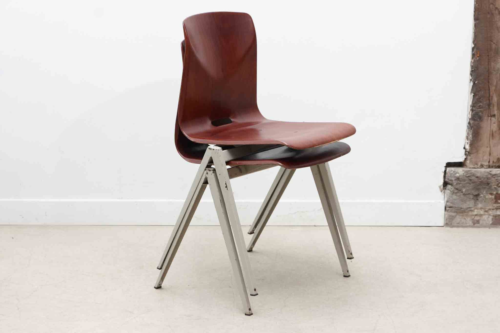 Chaise Galvanitas S22 acajou et blanc