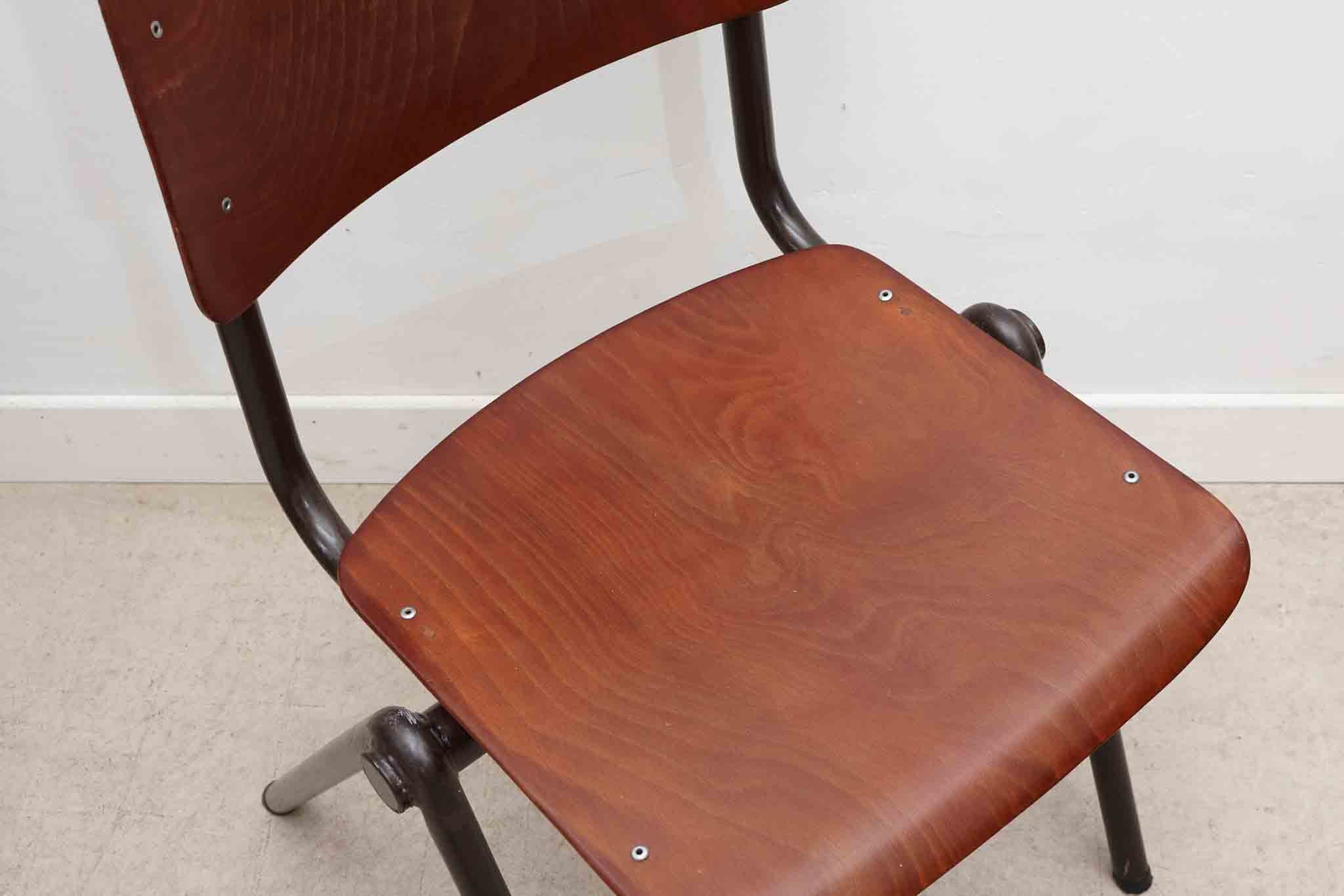 Chaise Galvanitas S35