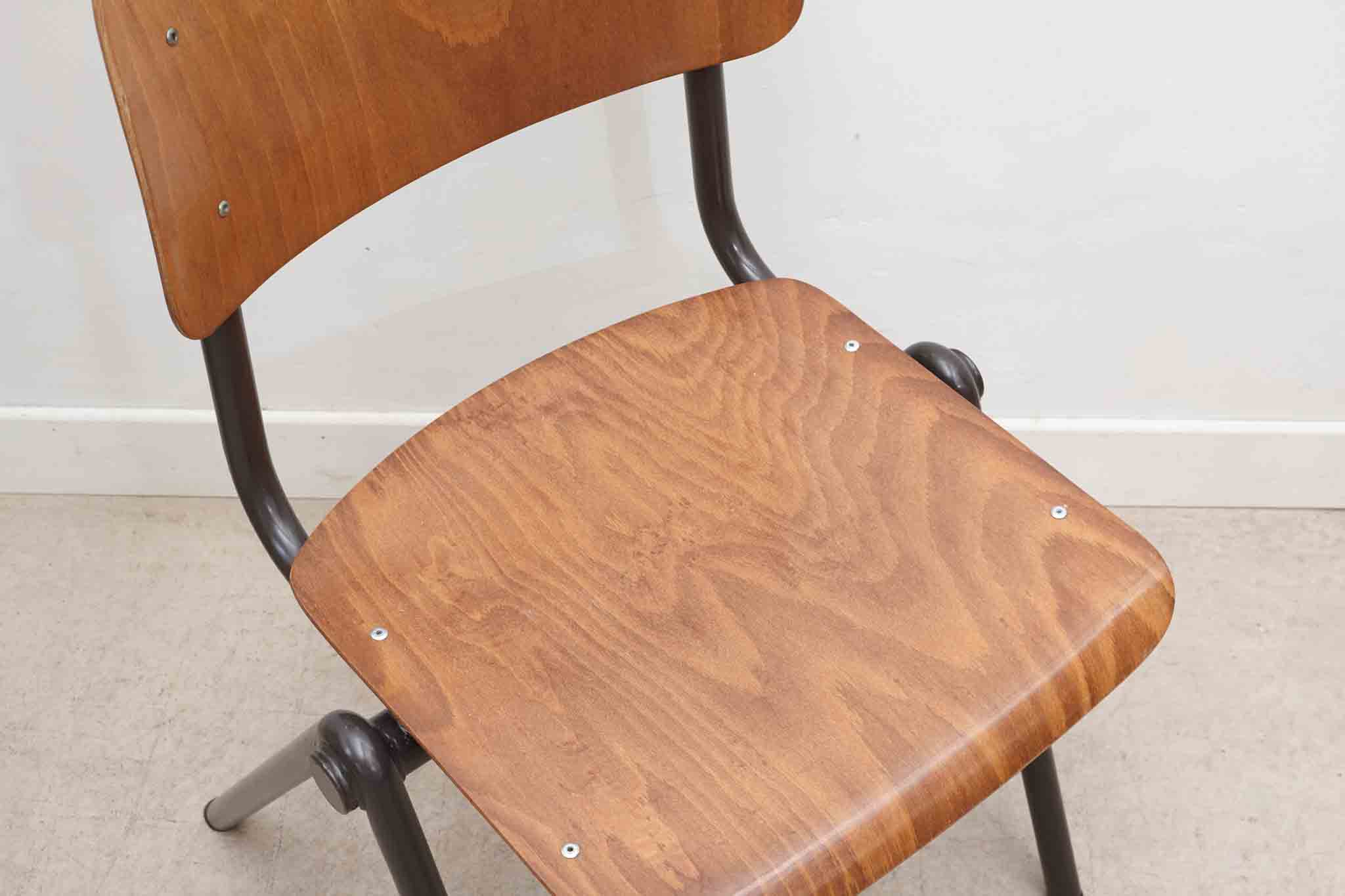 Chaise Galvanitas S35