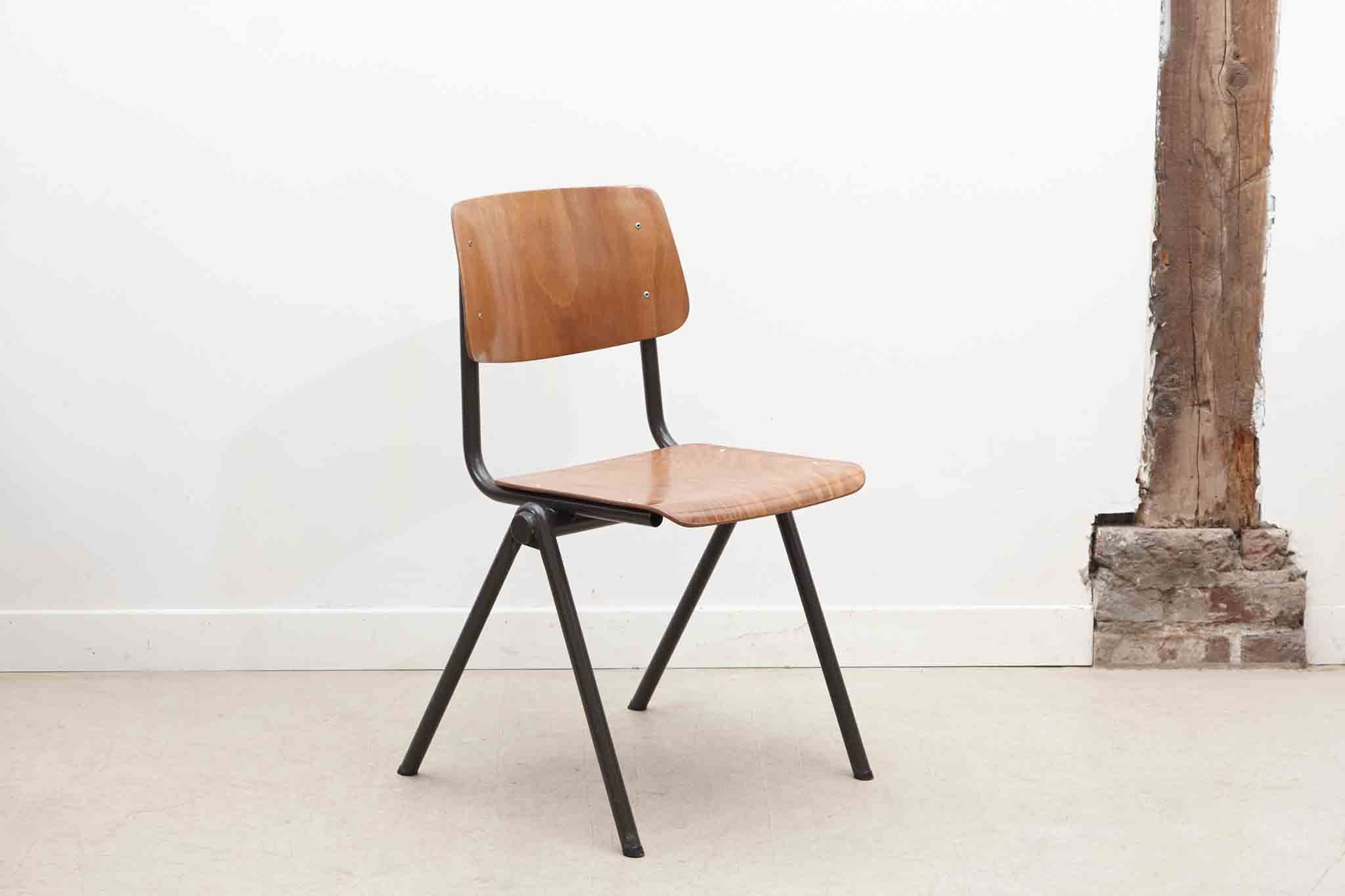 Chaise Galvanitas S35