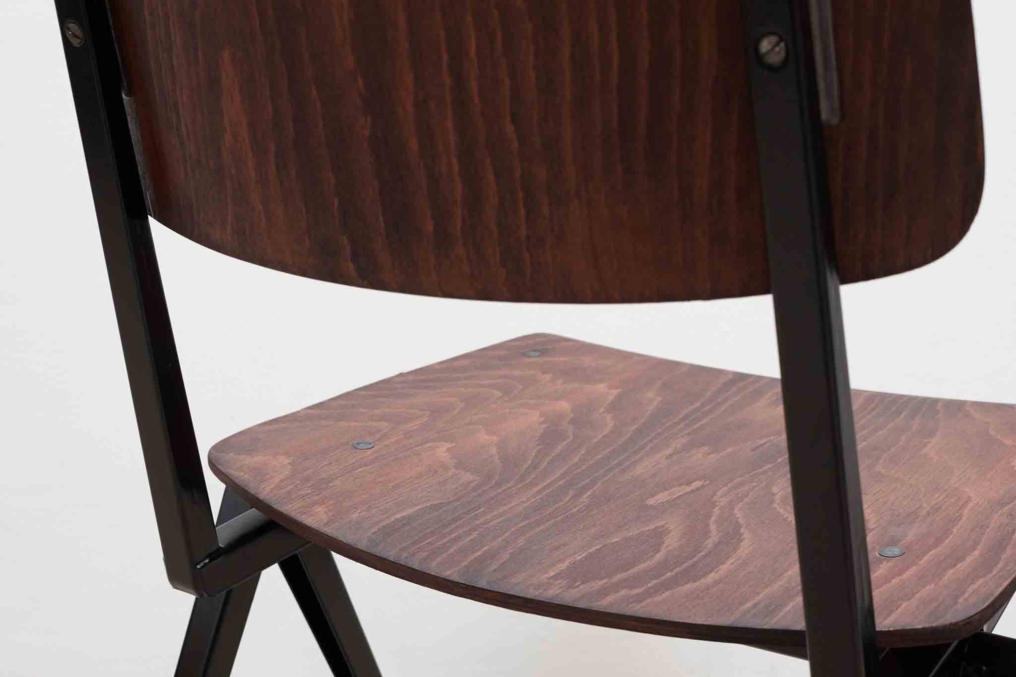 Chaise empilable Marko noir