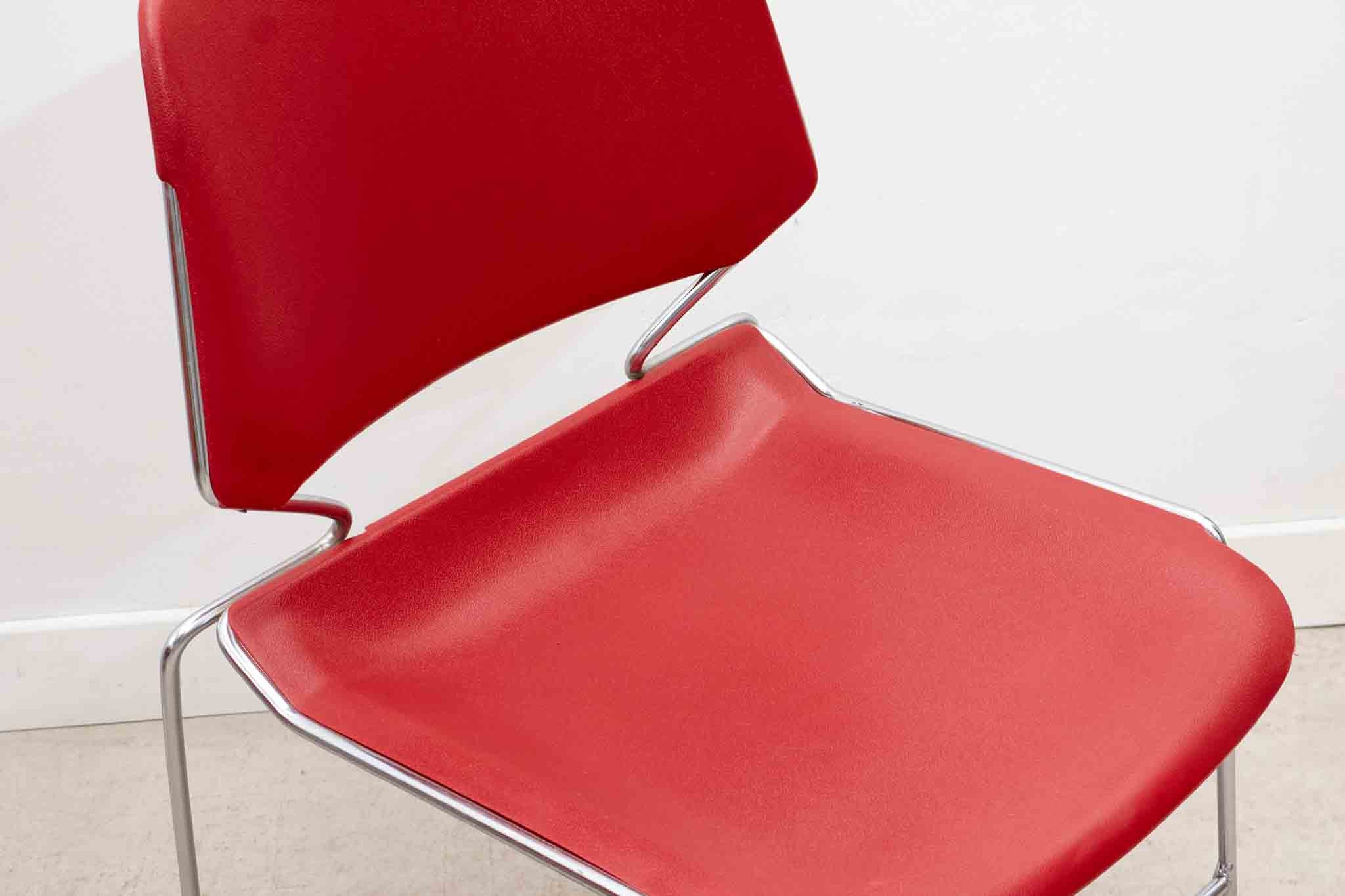 Chaise design Matrix par Thomas Tolleson
