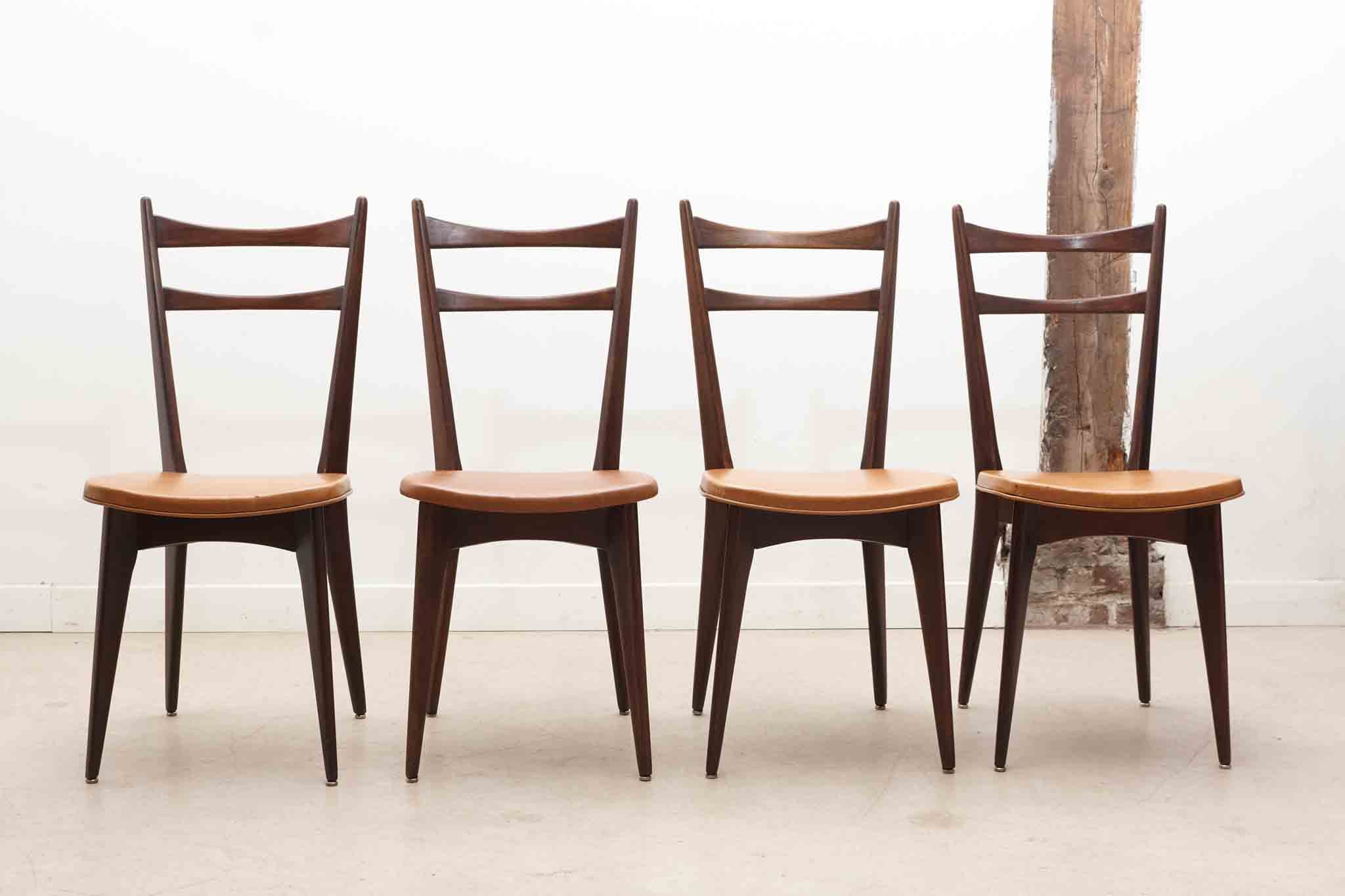 Chaise bistrot en skaï fauve et chêne foncé