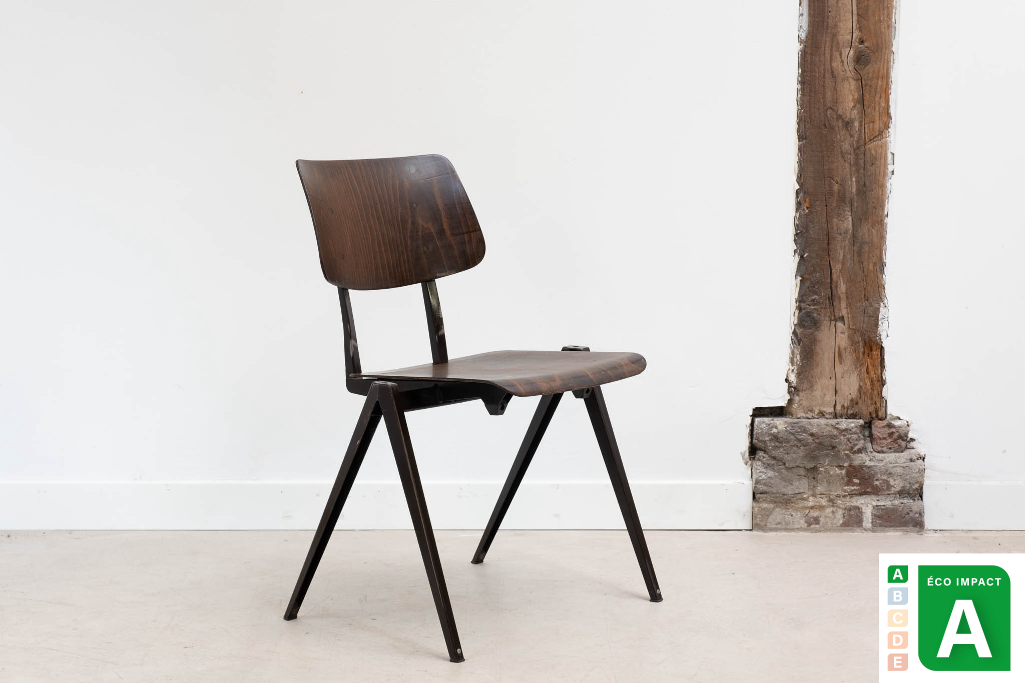 Stackable Galvanitas S21 chair