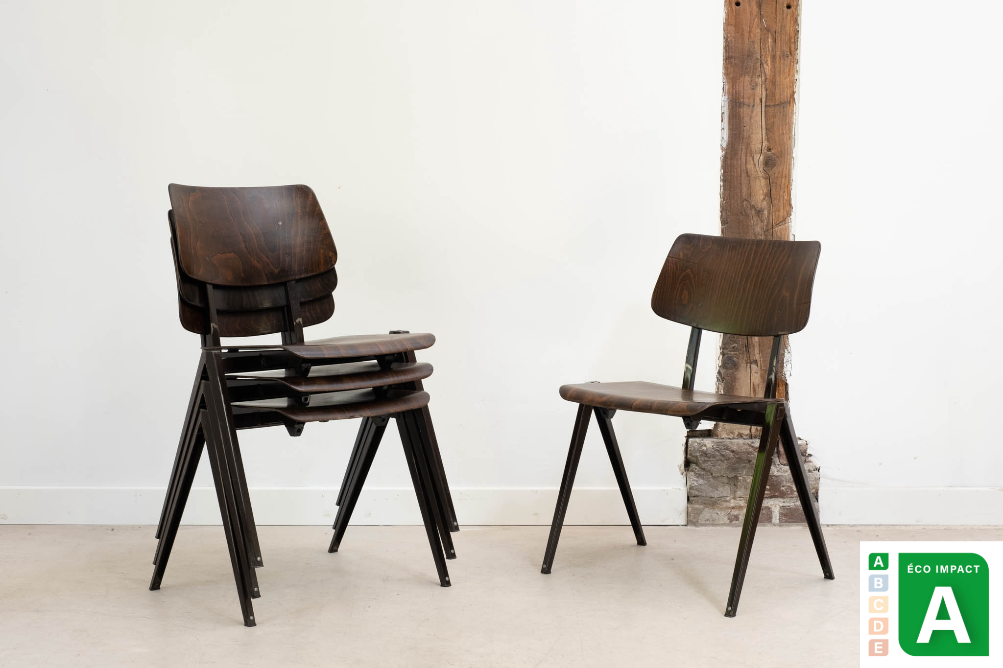 Stackable Galvanitas S21 chair