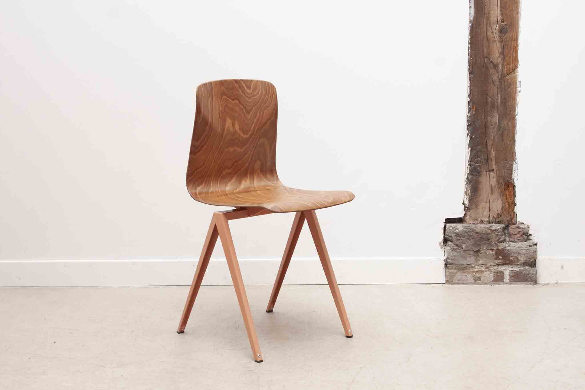 Galvanitas s19 reissue chair Off-white