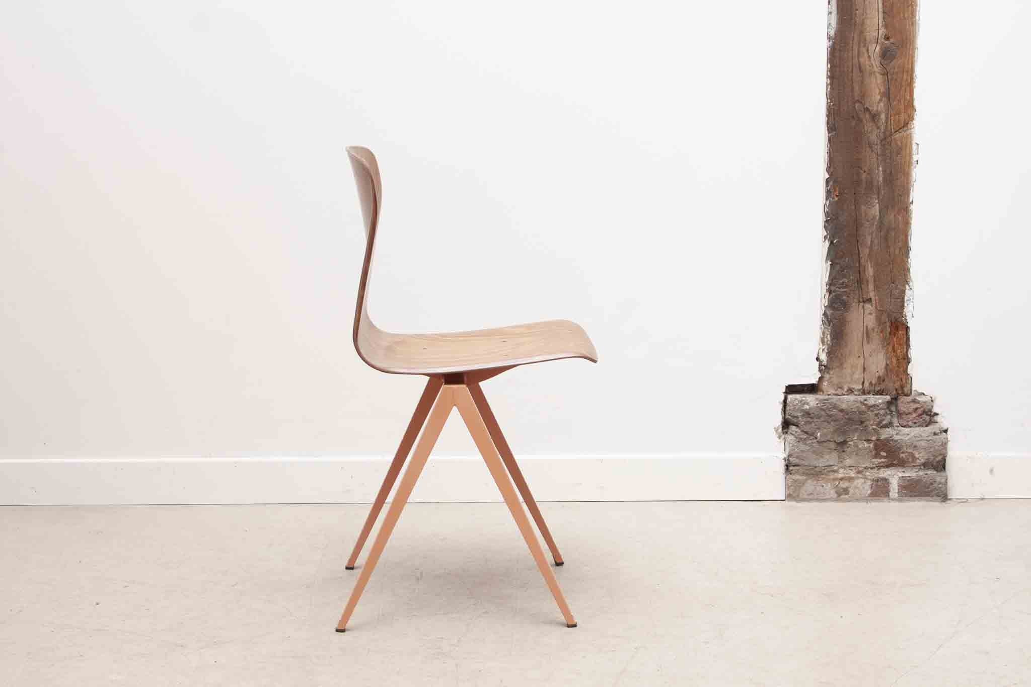 Galvanitas s19 reissue chair Off-white