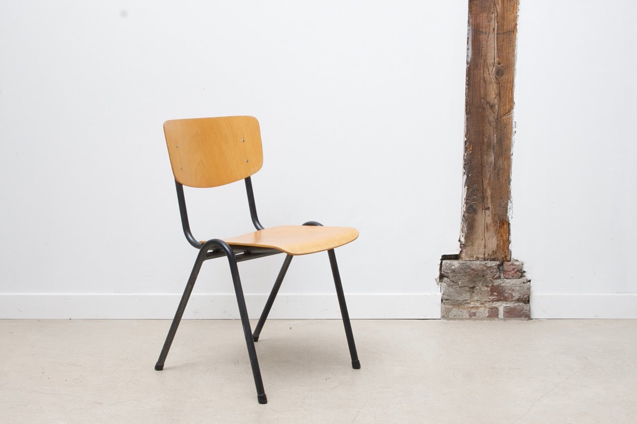 Eromes F4 gray oak chair with hooks