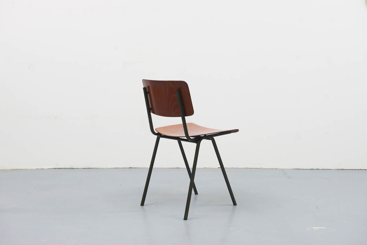 Eromes F6 chair