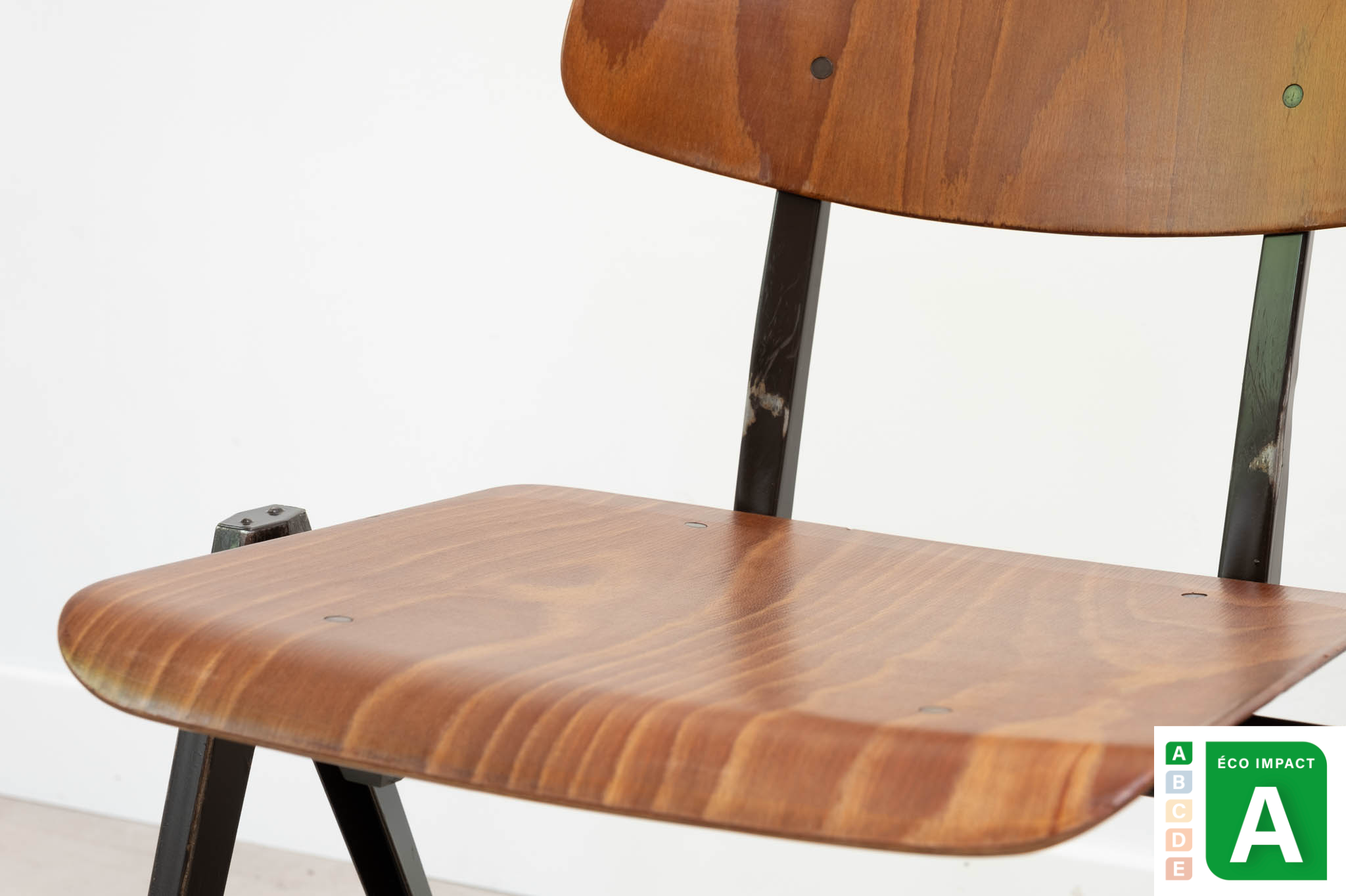 Stackable Galvanitas S21 chair