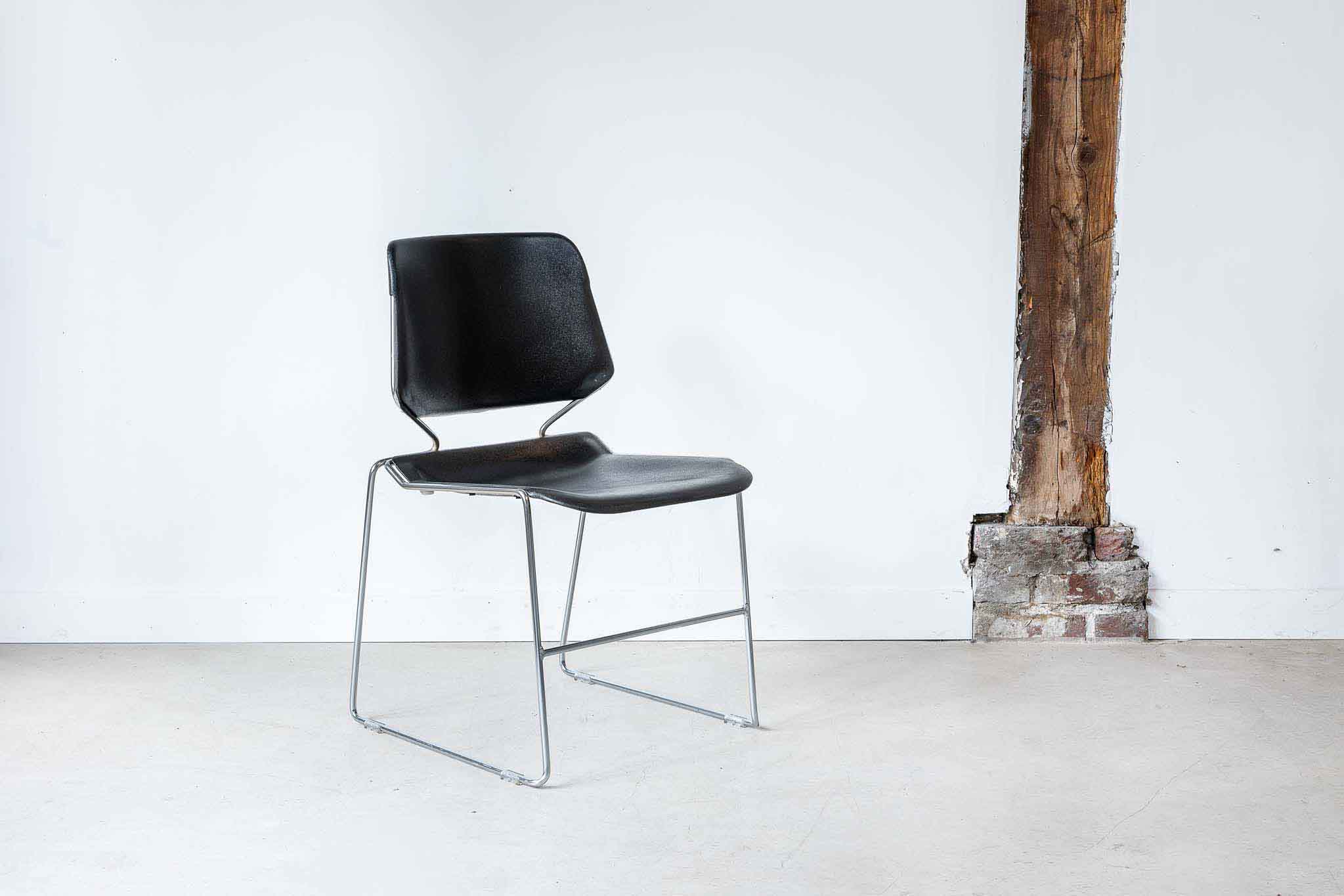 Chaise design Matrix par Thomas Tolleson