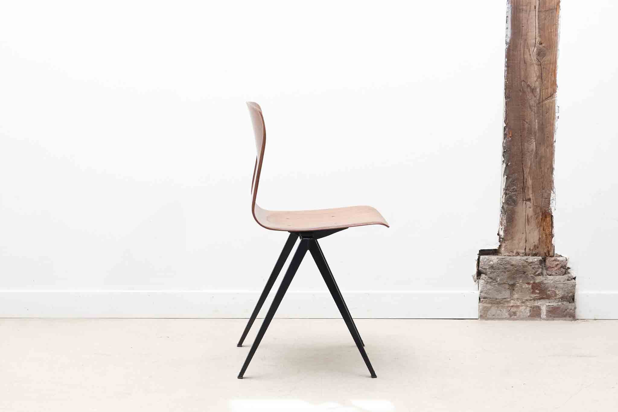 Galvanitas s19 reissue chair Off-white