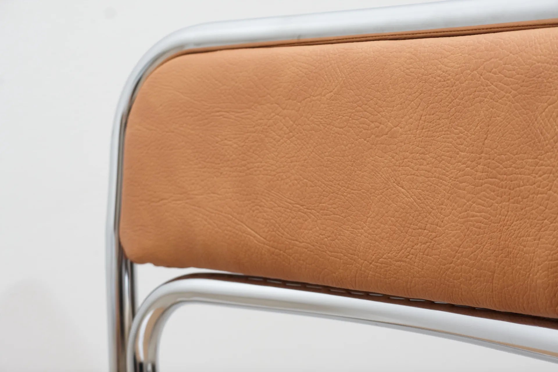 Chaise Lili