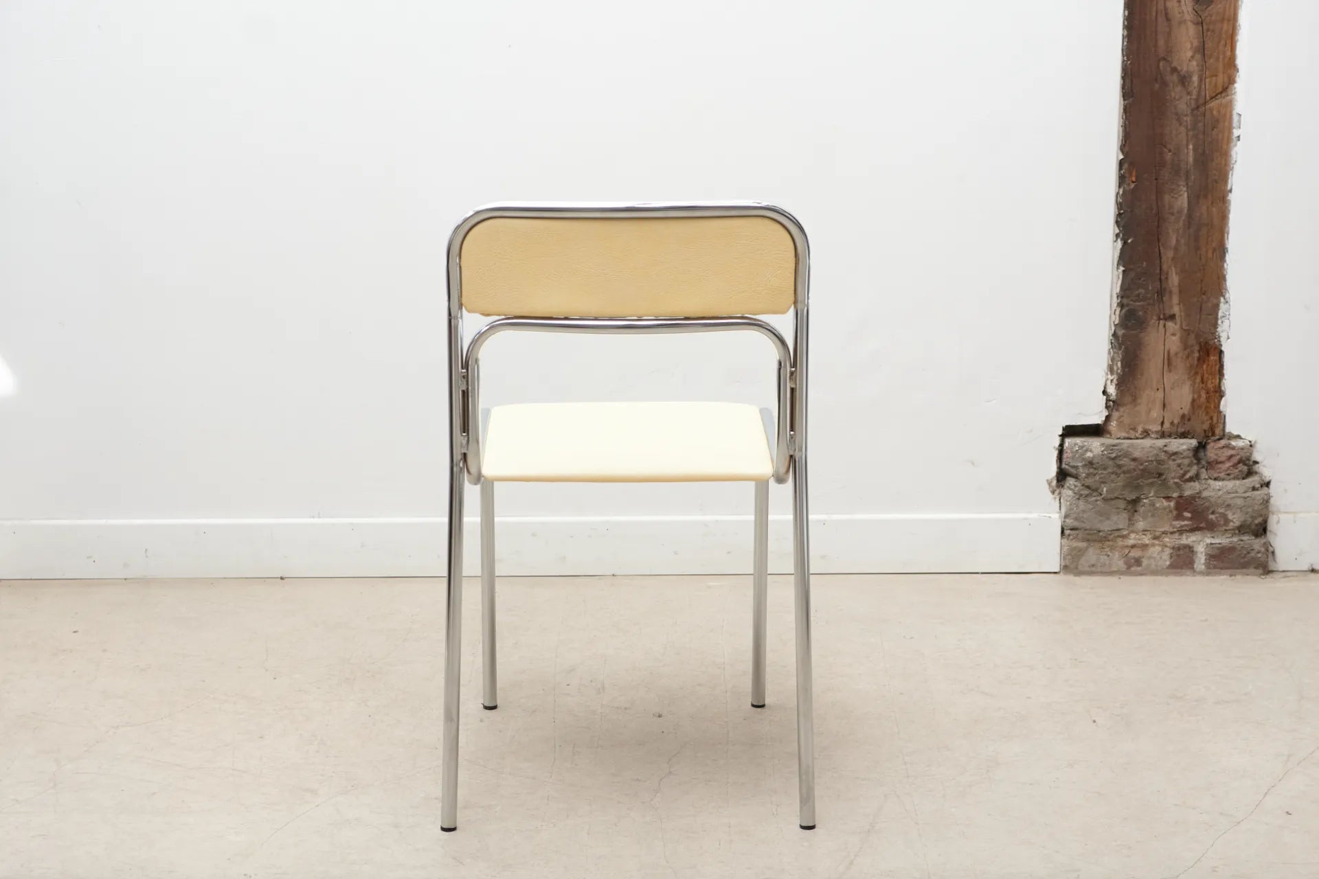 Chaise Lili