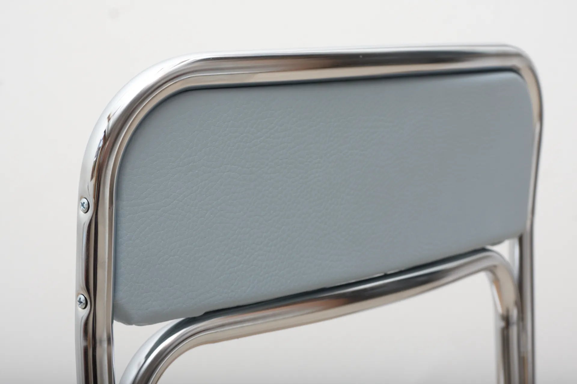 Chaise Lili