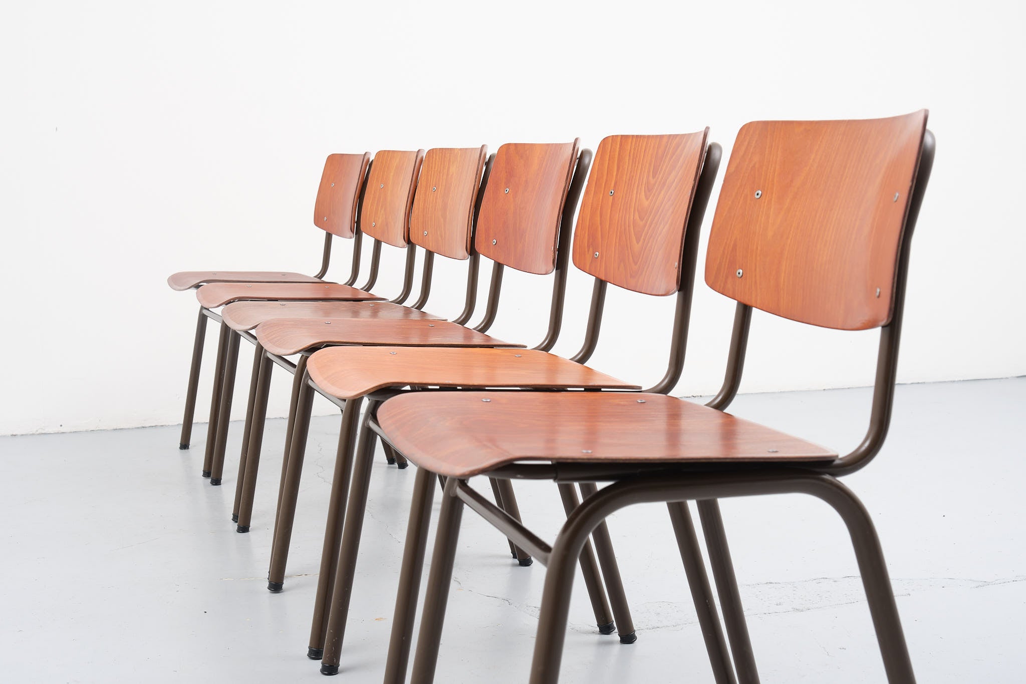 Marko brown oak chair