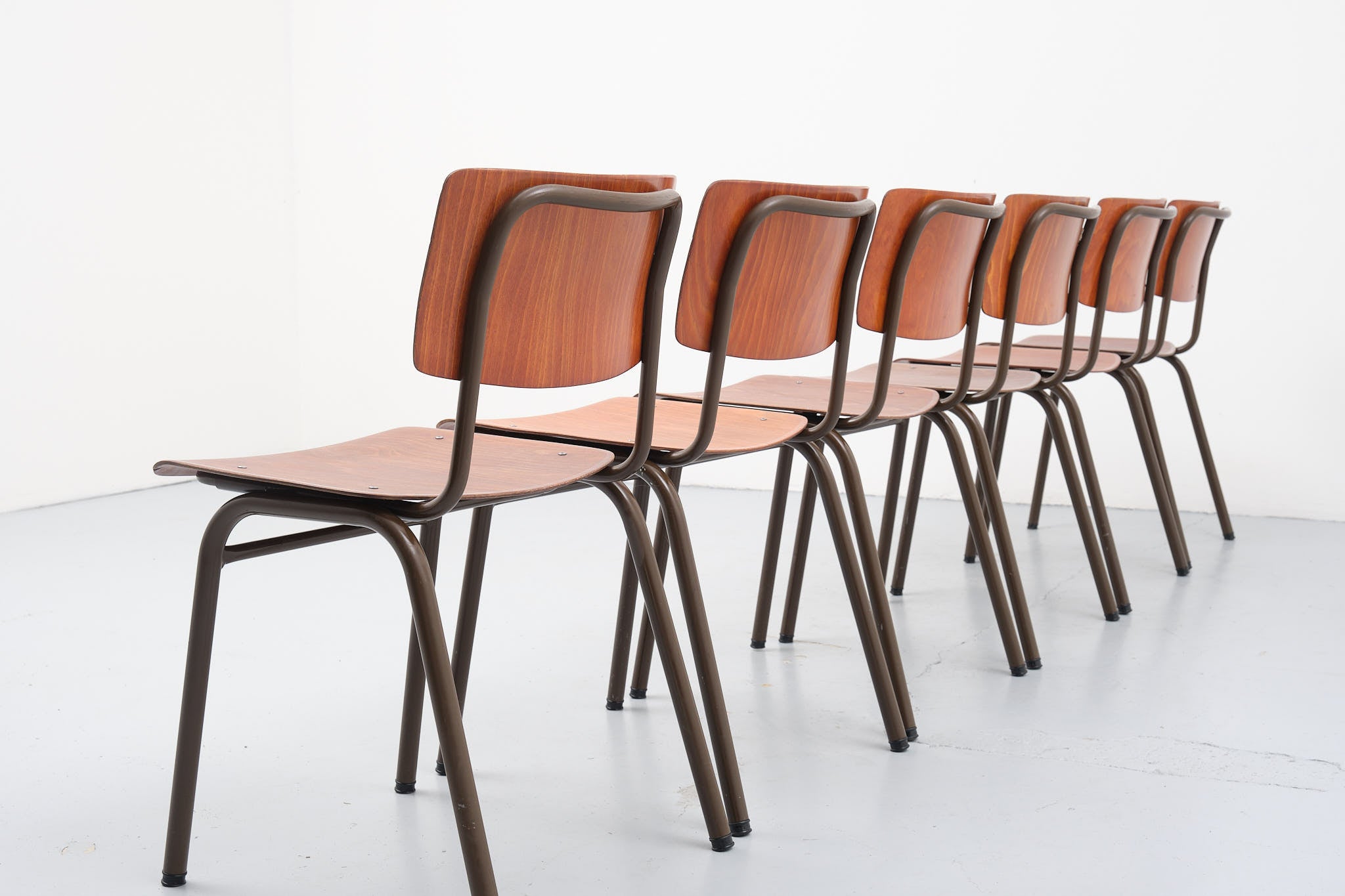 Marko brown oak chair