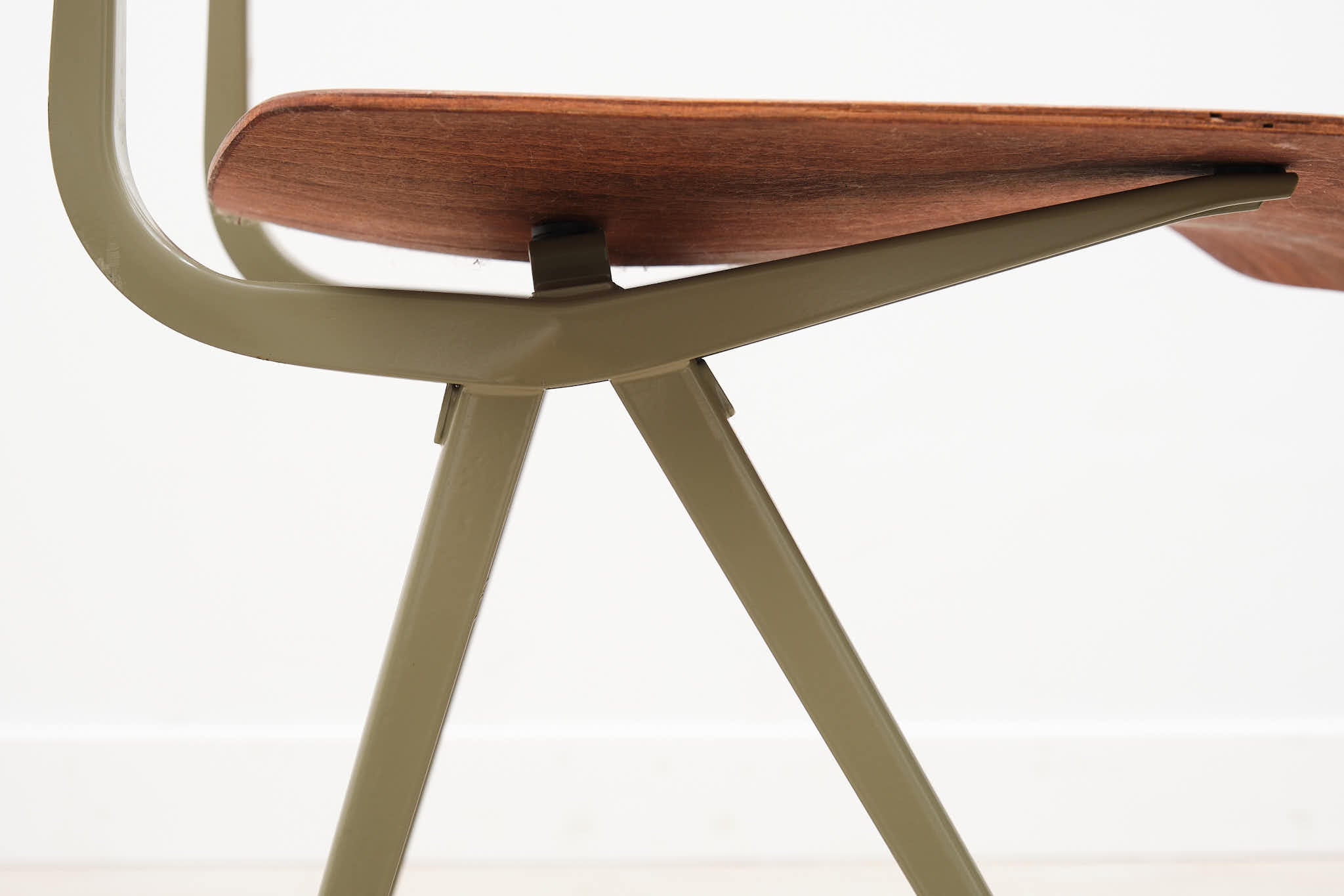 Chair "Result" Friso Kramer oak / black in pagwood