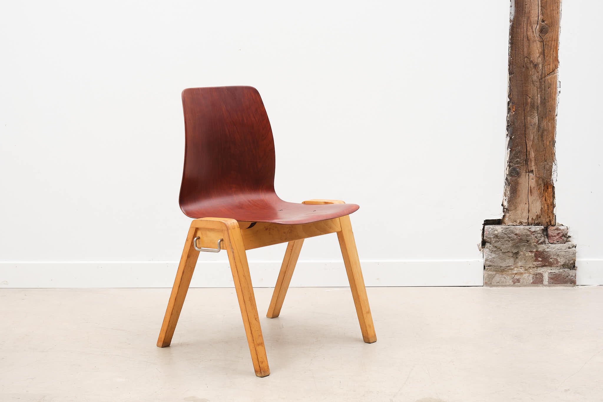 Stackable chair in gray oak pagholz