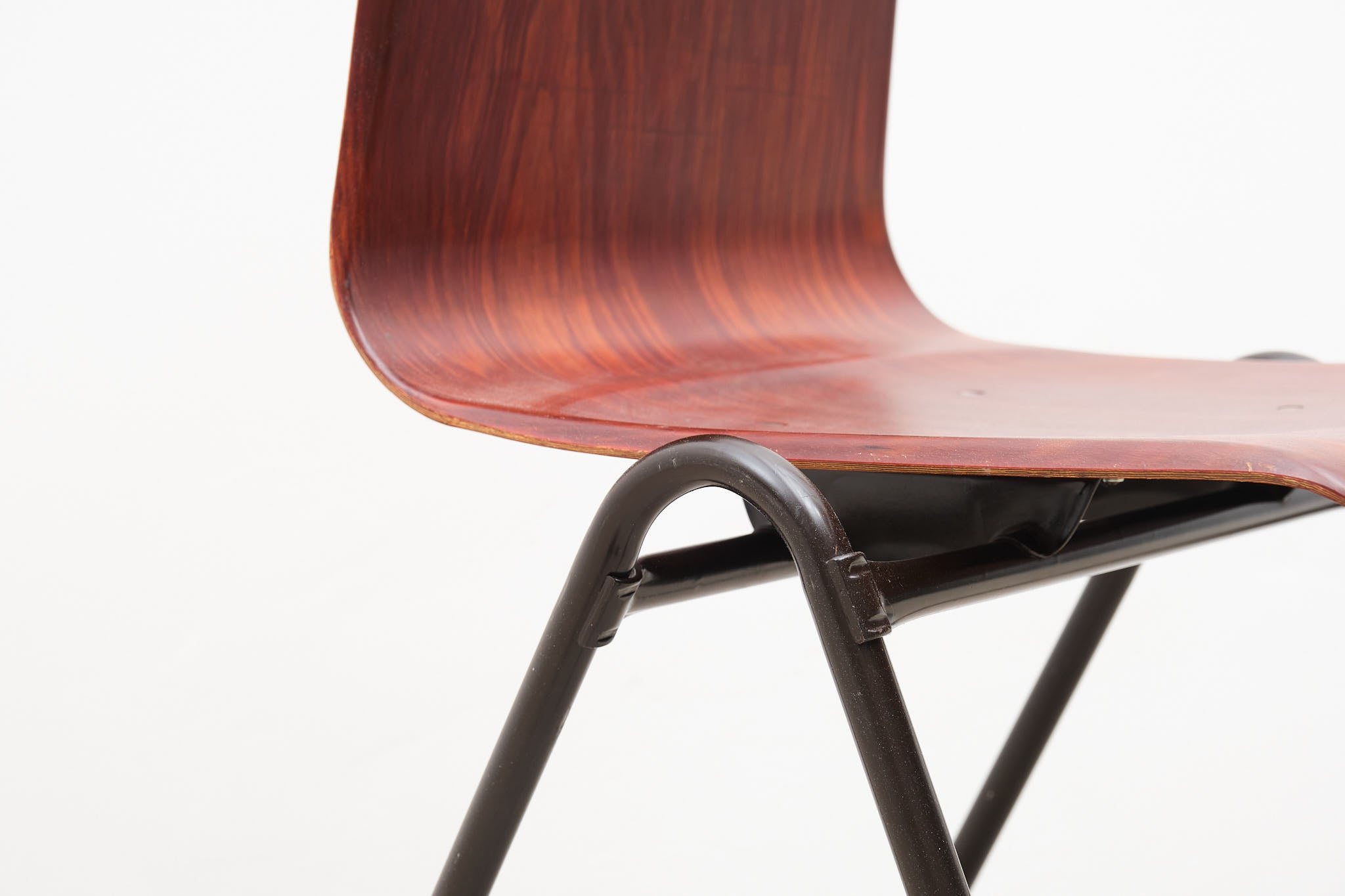 Galvanitas S25 Mahogany / Brown Chair