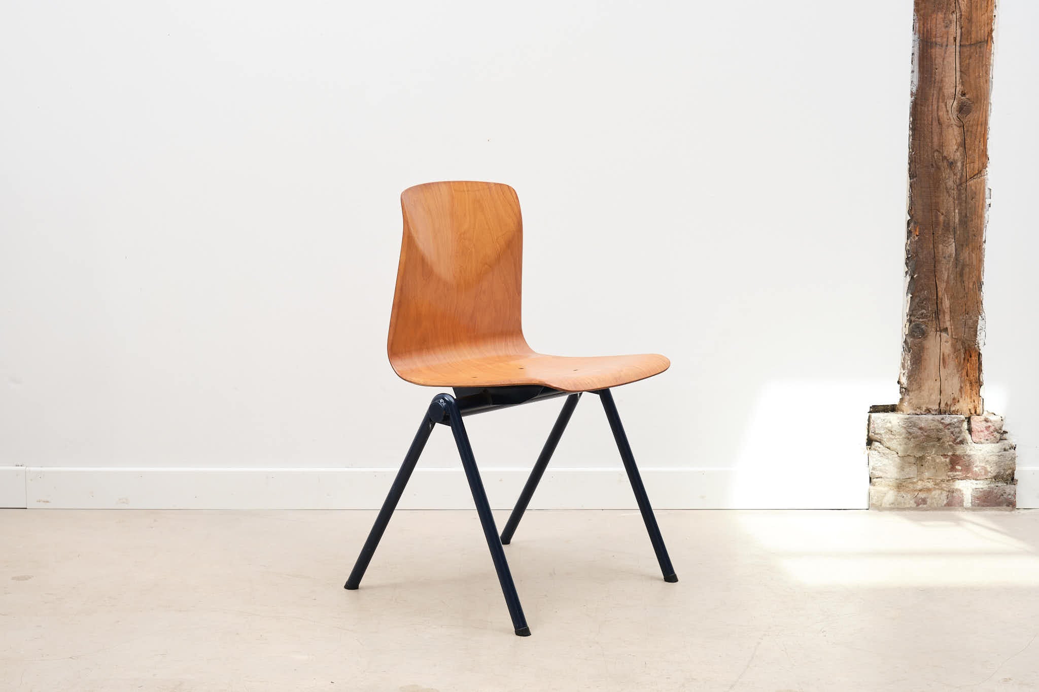 Galvanitas S30 chair beech / blue
