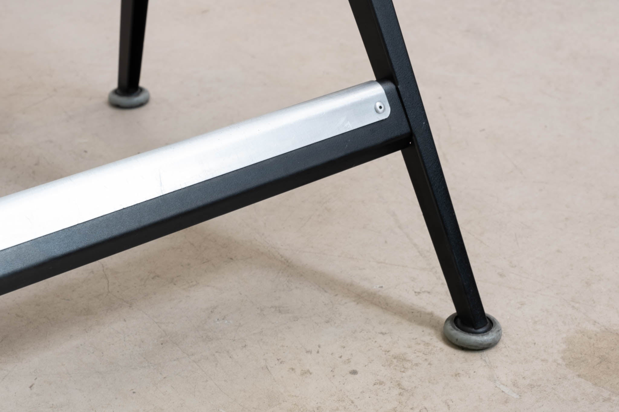 Drafting table Reply by Friso Kramer and Wim Rietveld