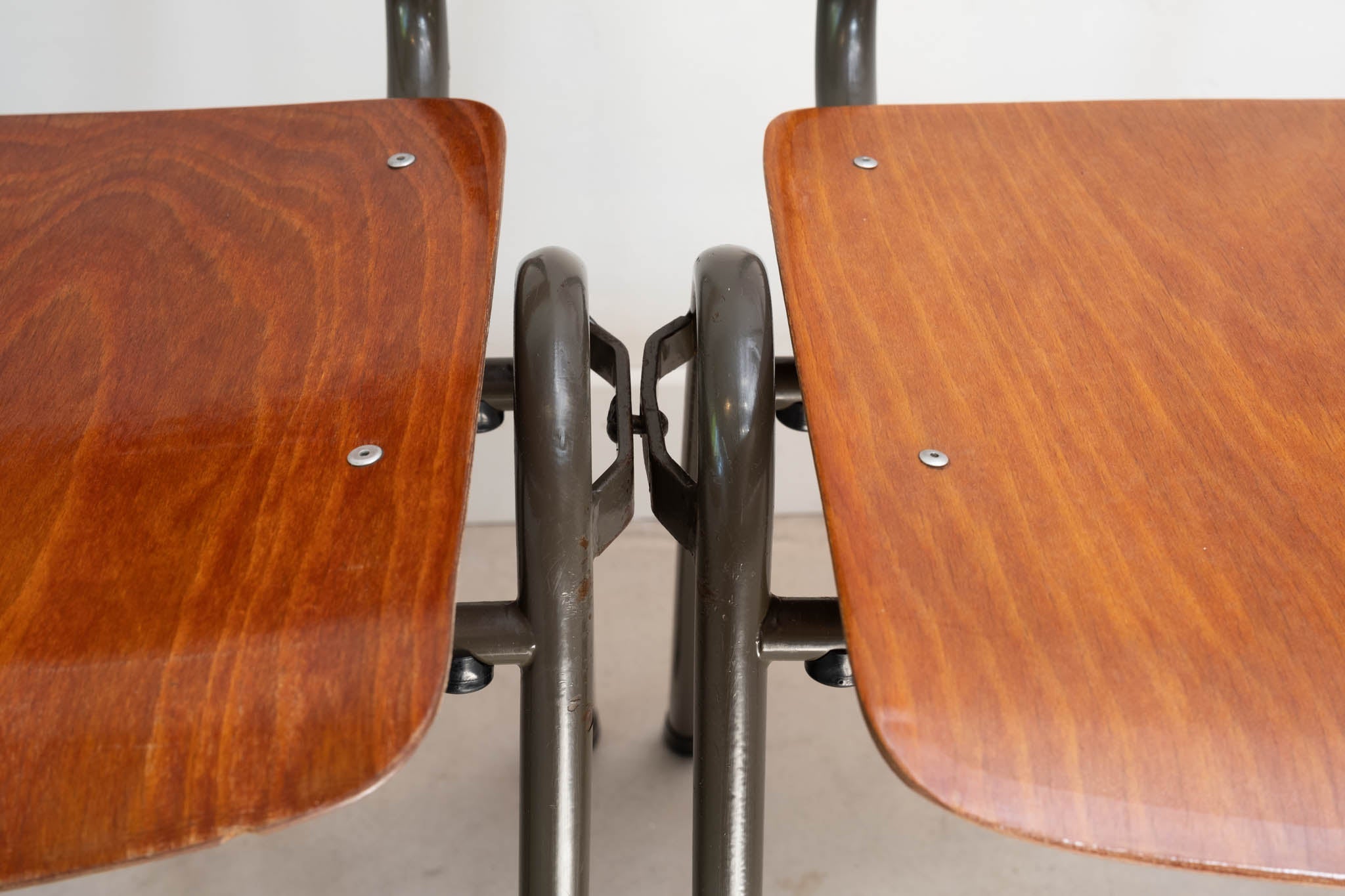 Eromes F4 gray oak chair with hooks