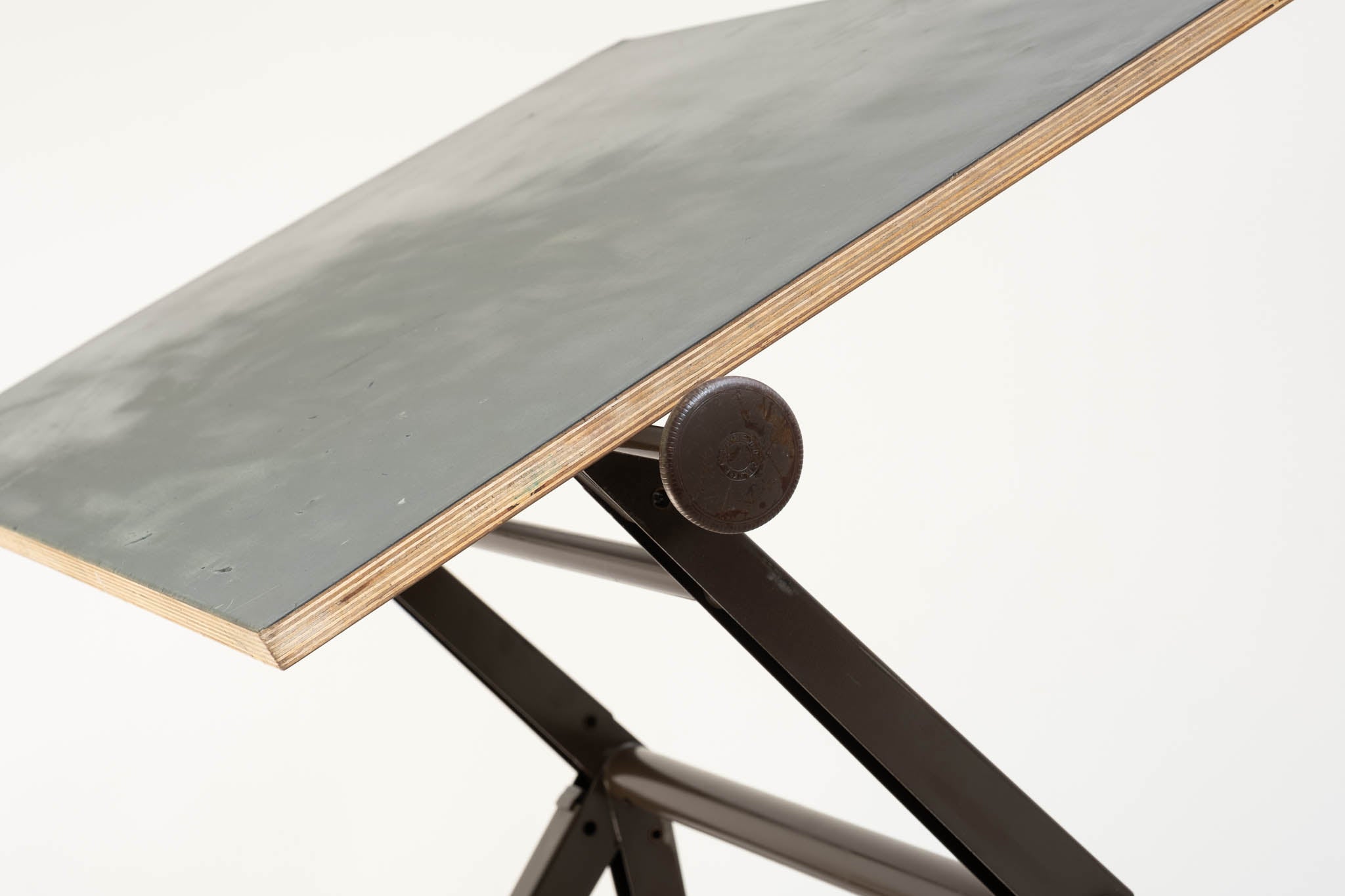 Drafting table Reply by Friso Kramer and Wim Rietveld